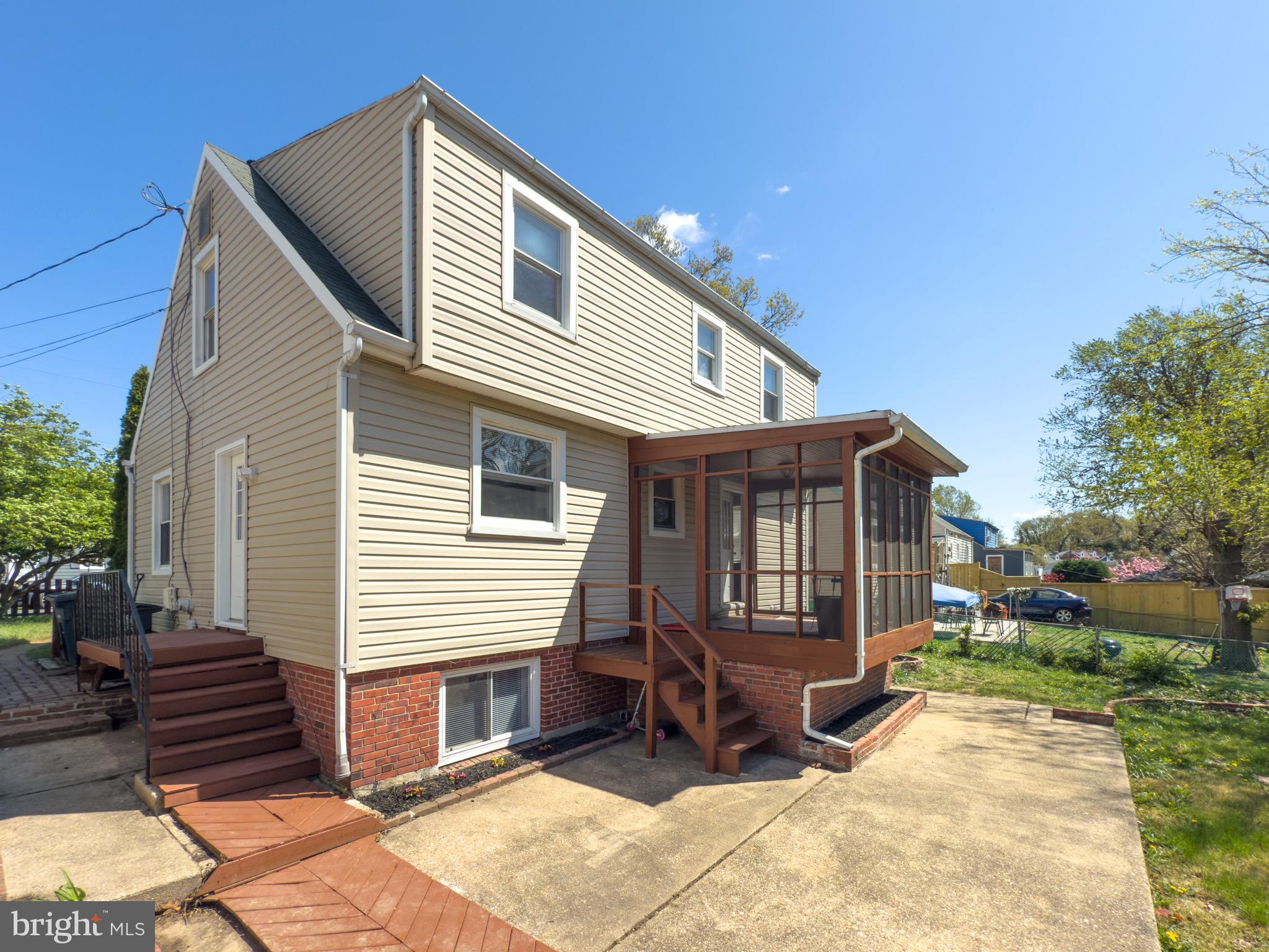 ROGERS HEIGHTS - Residential