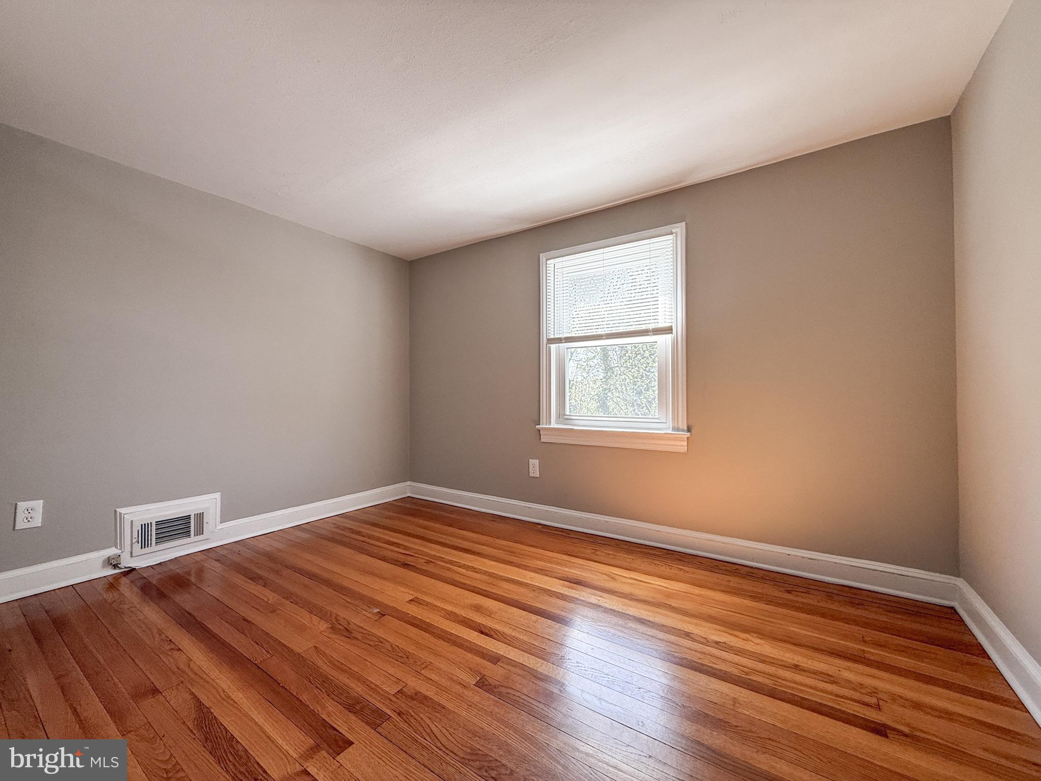 ROGERS HEIGHTS - Residential