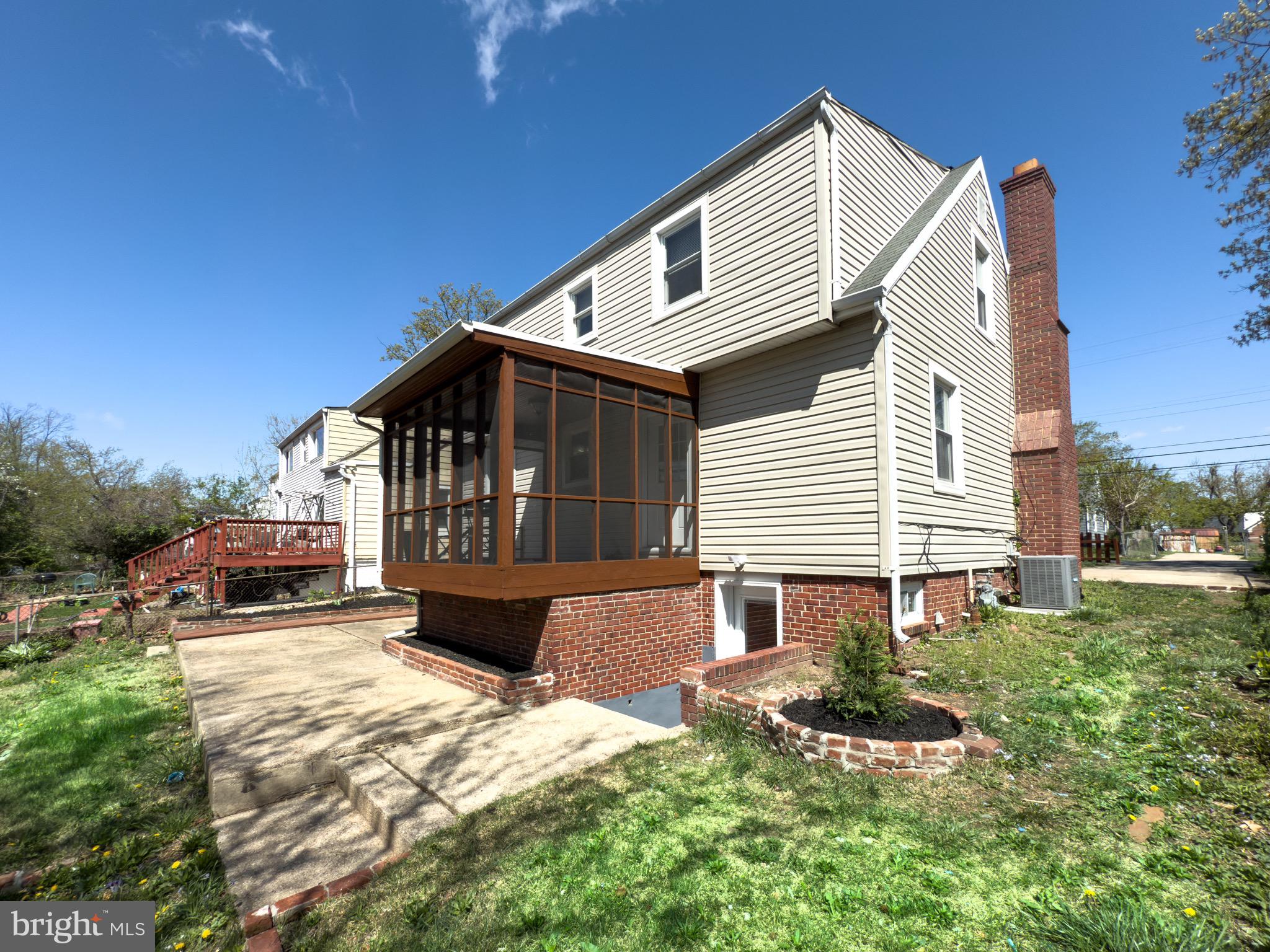 ROGERS HEIGHTS - Residential