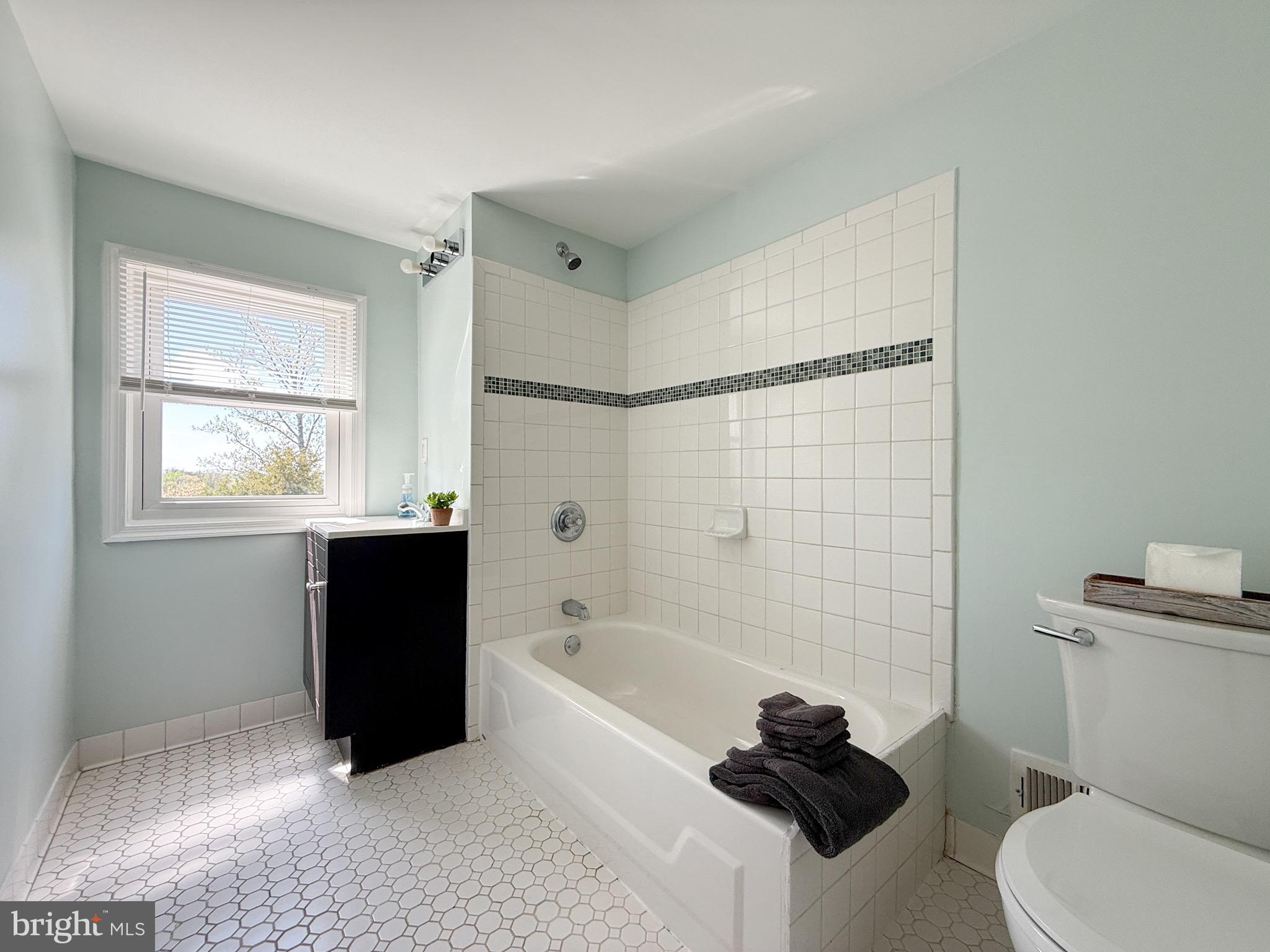 ROGERS HEIGHTS - Residential