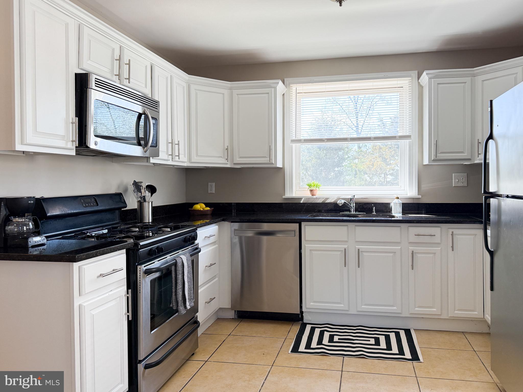 ROGERS HEIGHTS - Residential