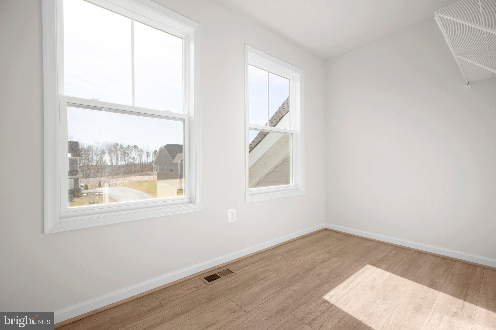 PELHAM'S CROSSING - Residential