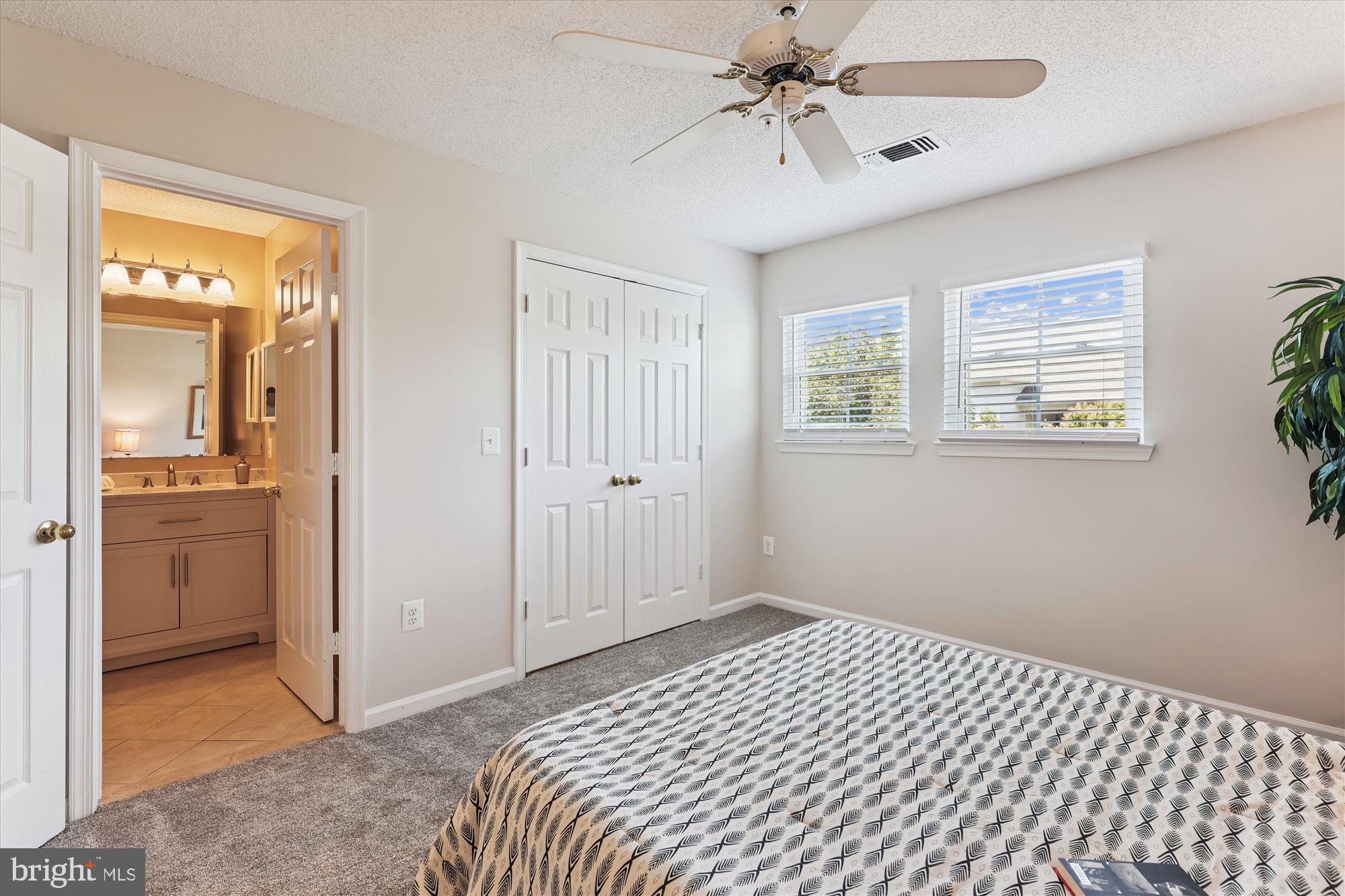 OAK PARK - Residential