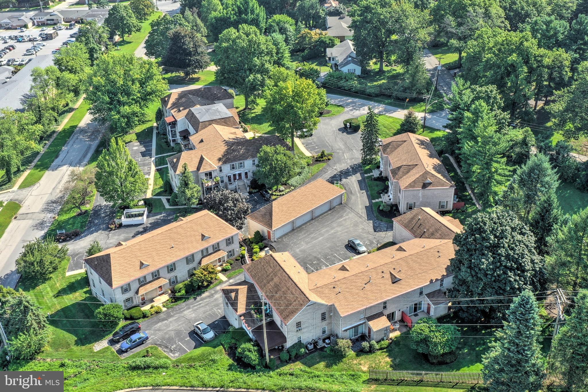 BROCKIE GREEN - Residential