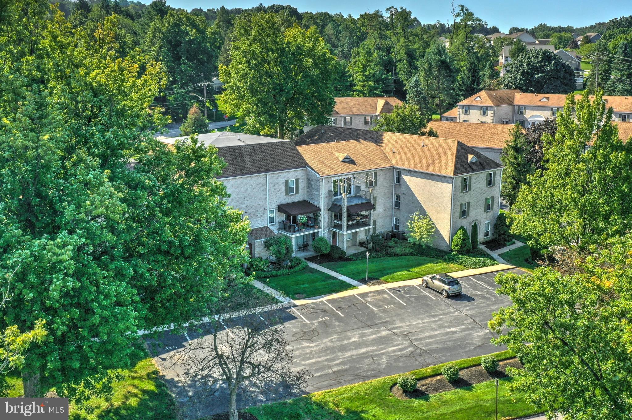 BROCKIE GREEN - Residential