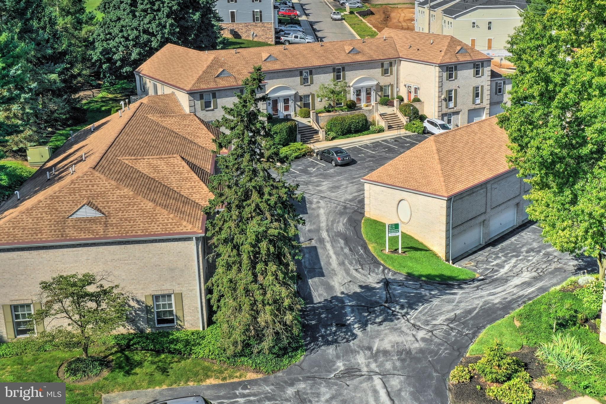 BROCKIE GREEN - Residential