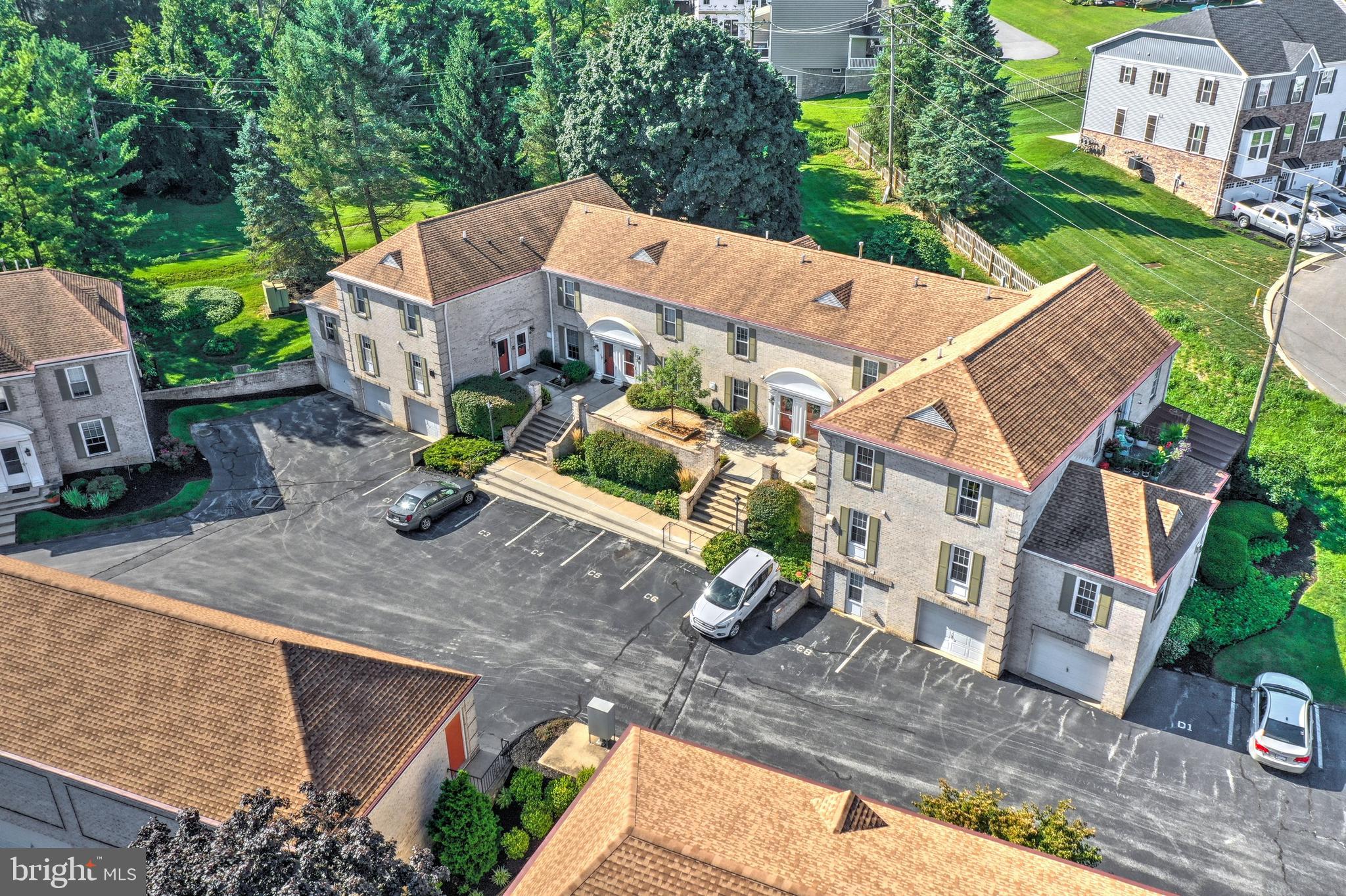 BROCKIE GREEN - Residential