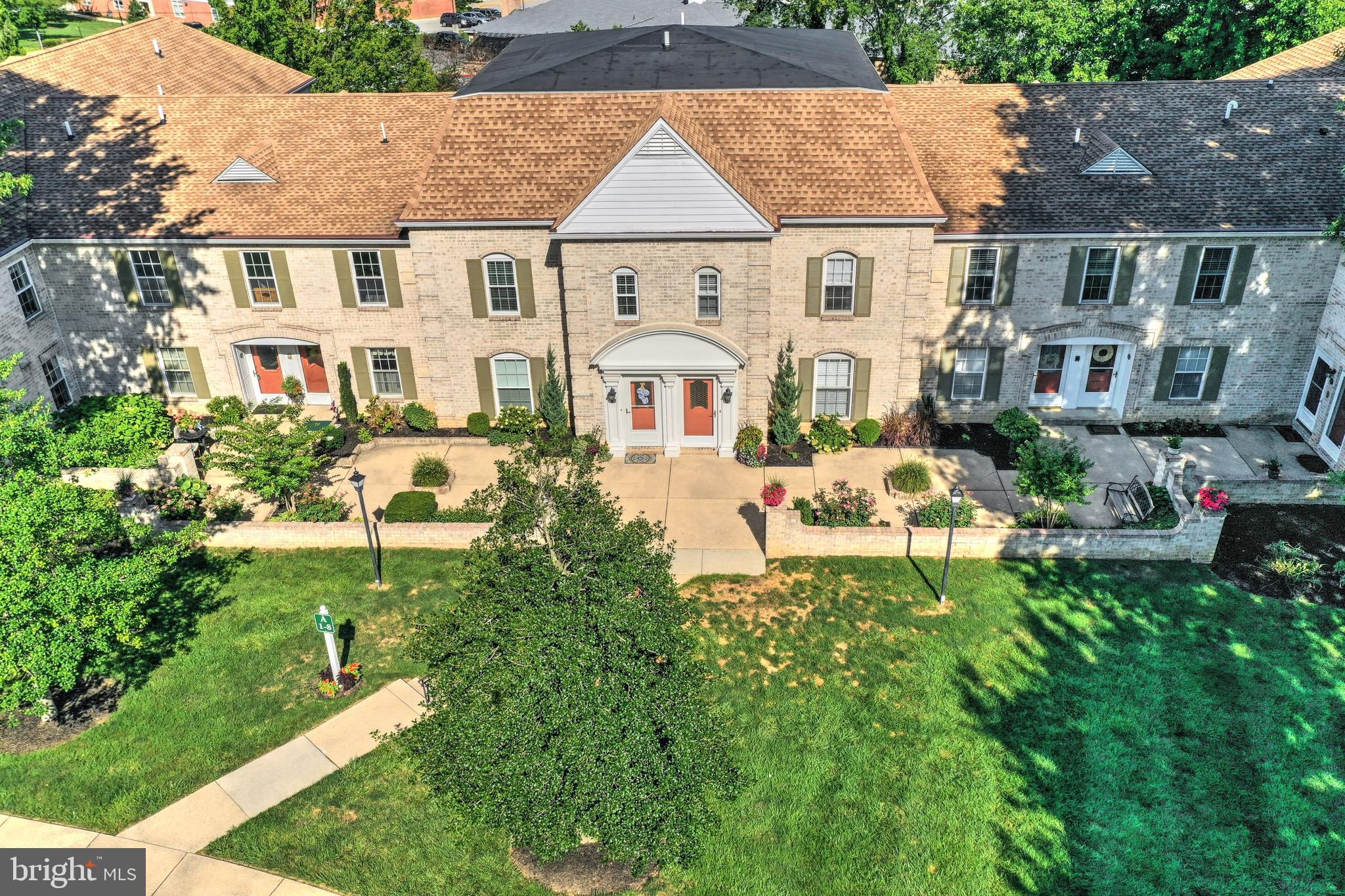 BROCKIE GREEN - Residential