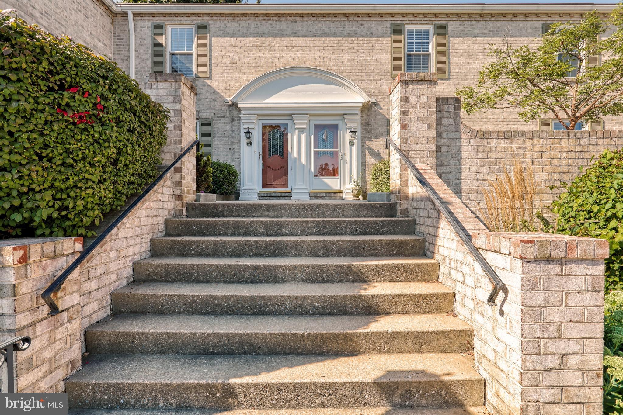 BROCKIE GREEN - Residential