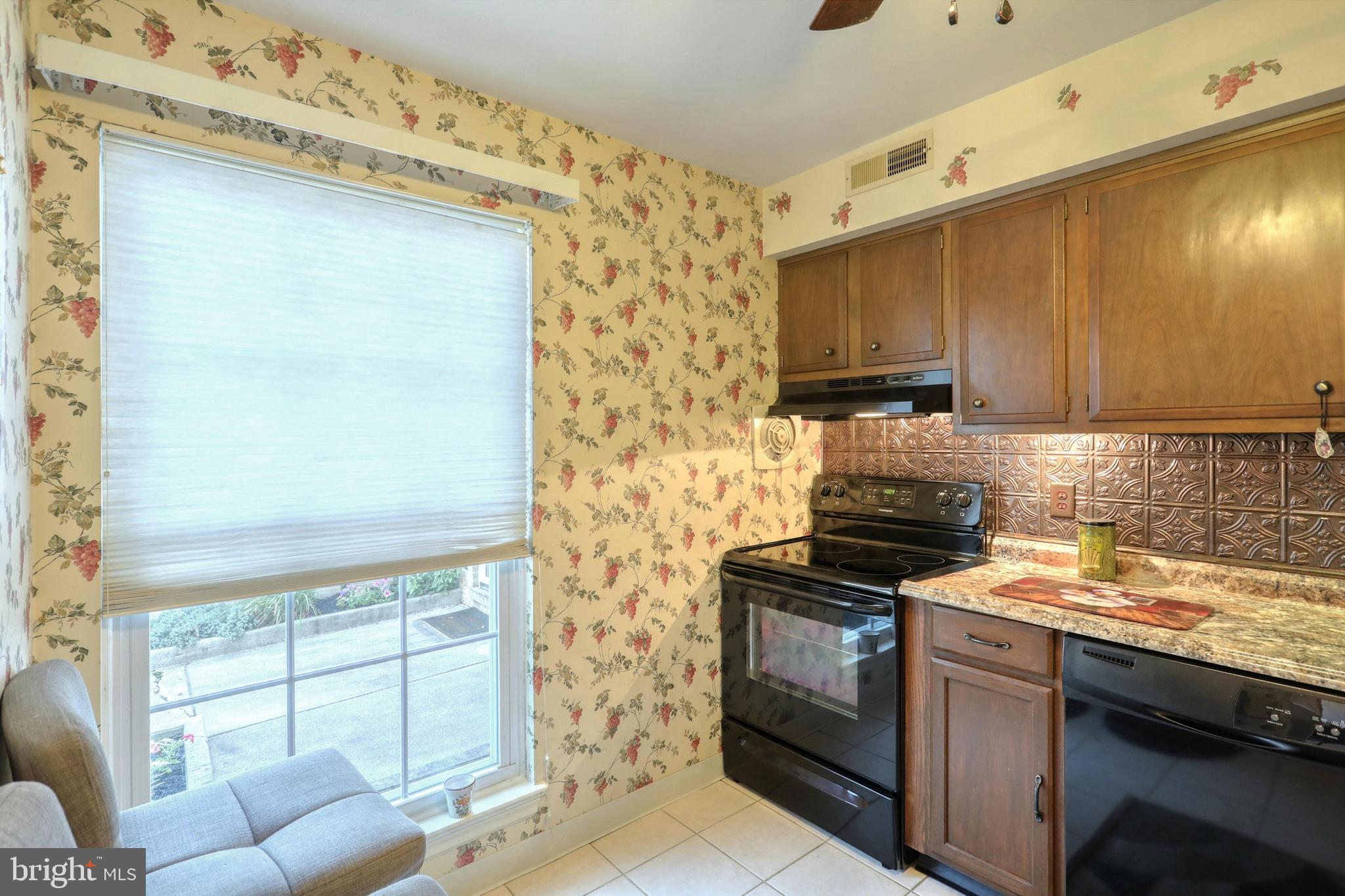 BROCKIE GREEN - Residential