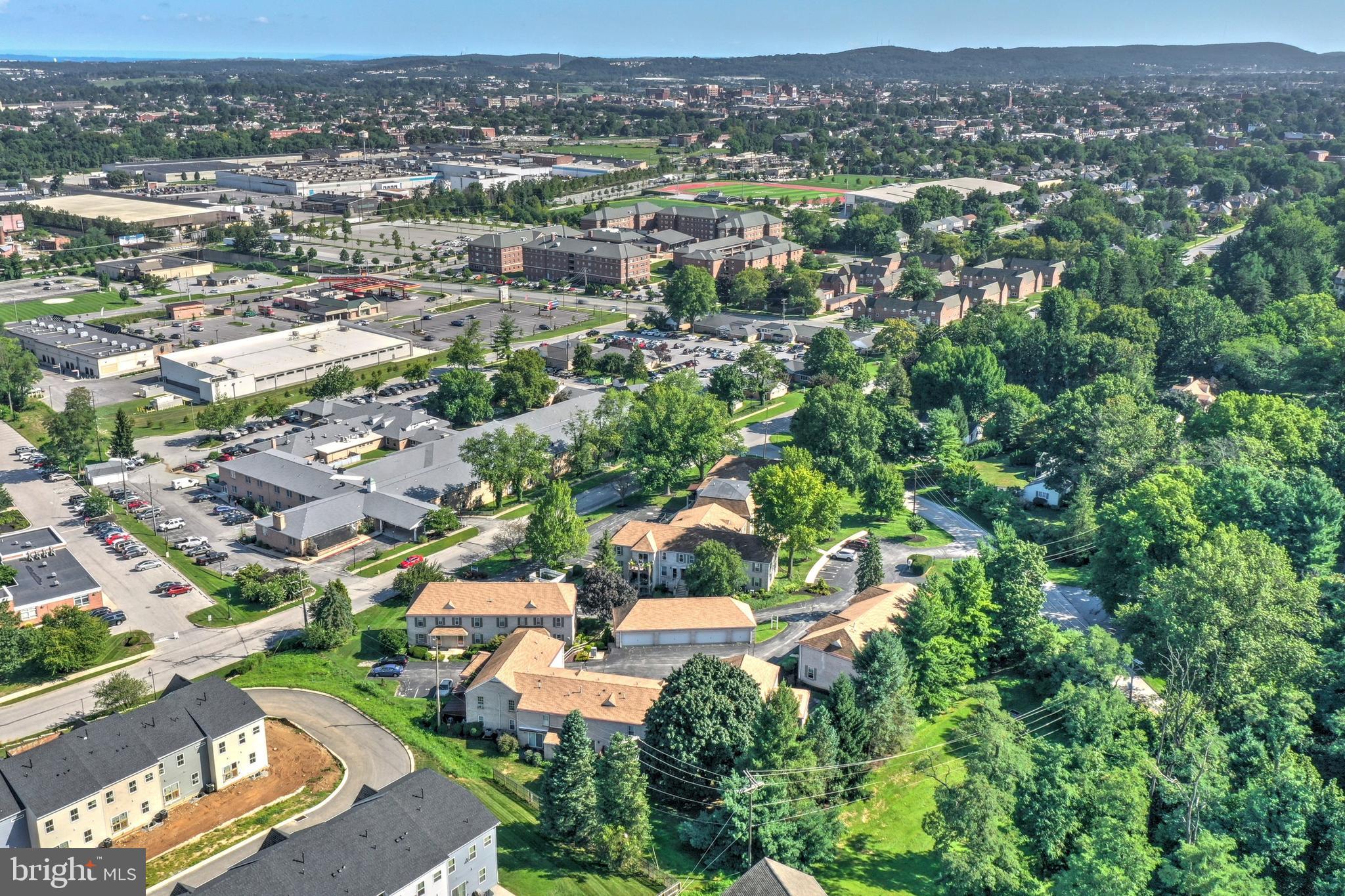 BROCKIE GREEN - Residential