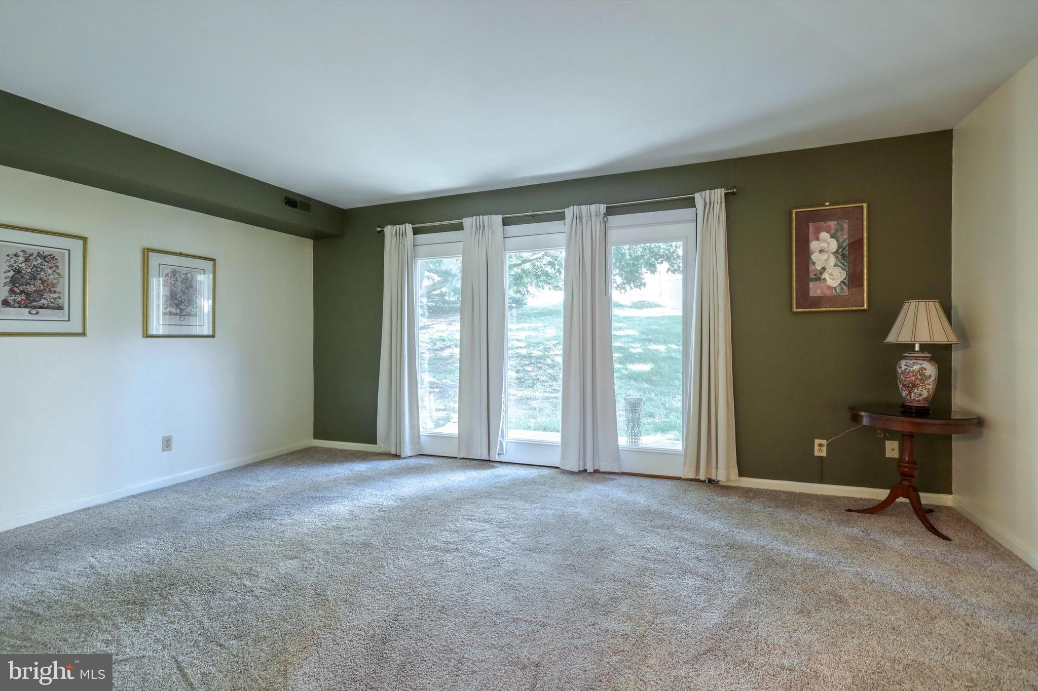 BROCKIE GREEN - Residential