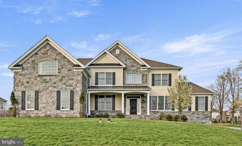 301 GREENBANK LANE NEWTOWN SQUARE PA 19073
