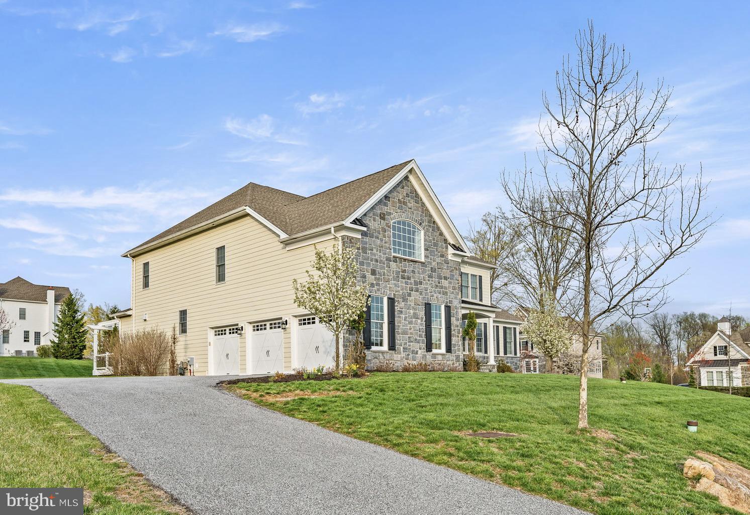 301 GREENBANK LANE