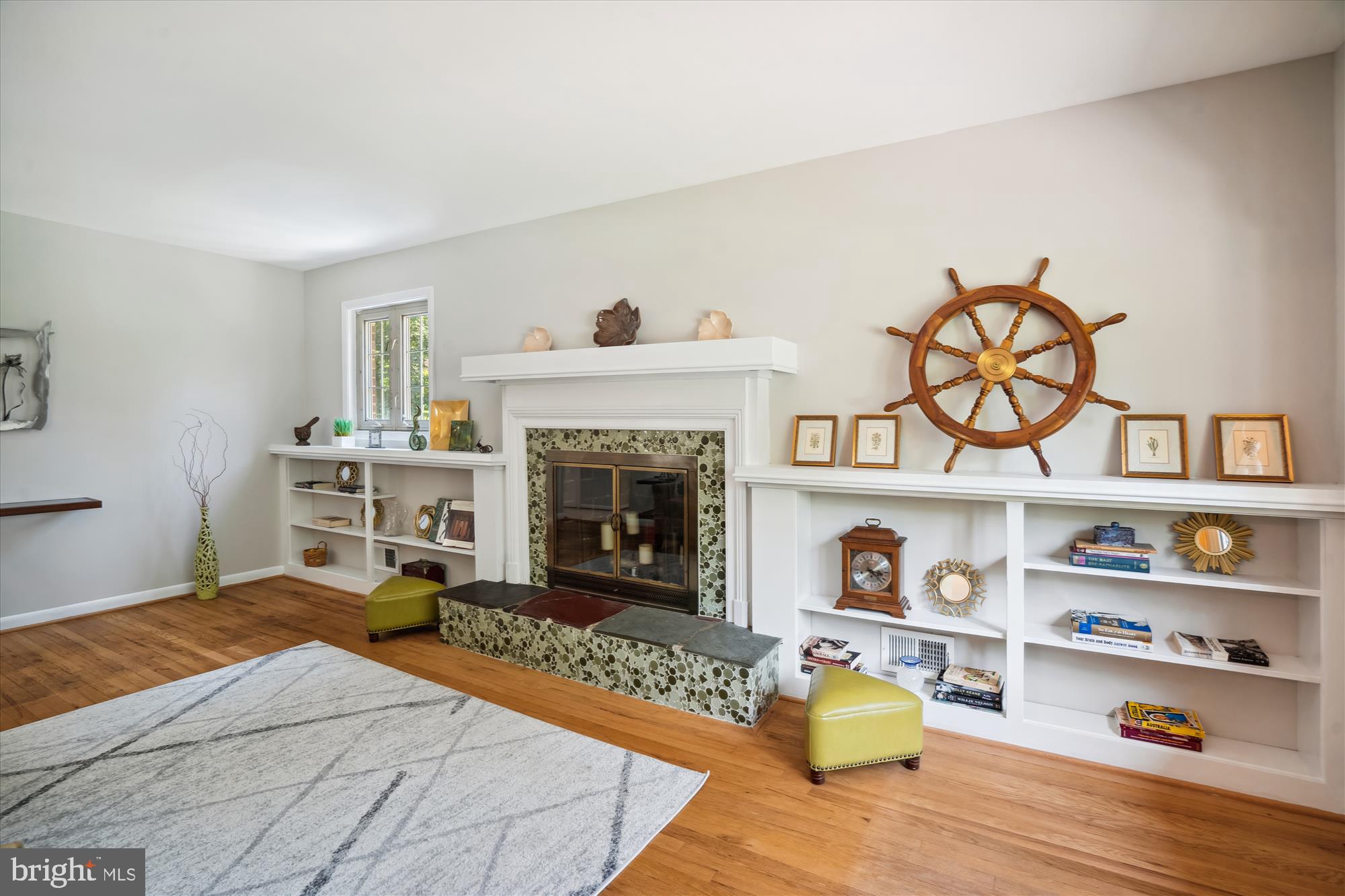 HOLLYWOOD - Residential