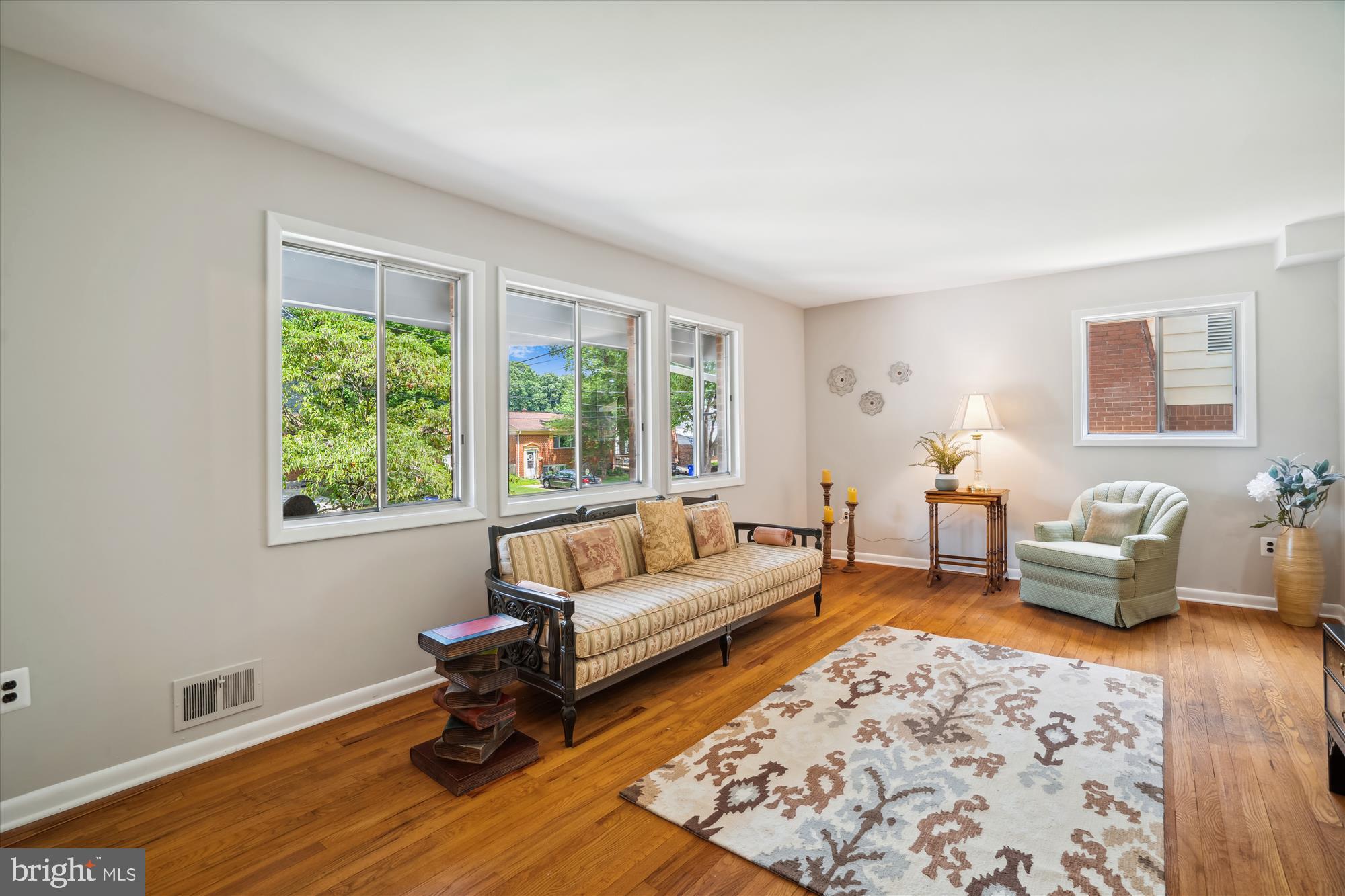 HOLLYWOOD - Residential