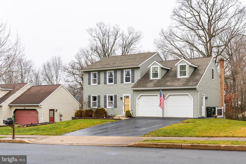 Photo of 42 Summers Drive, Stevens, PA 17578 (MLS # PALA2045912)