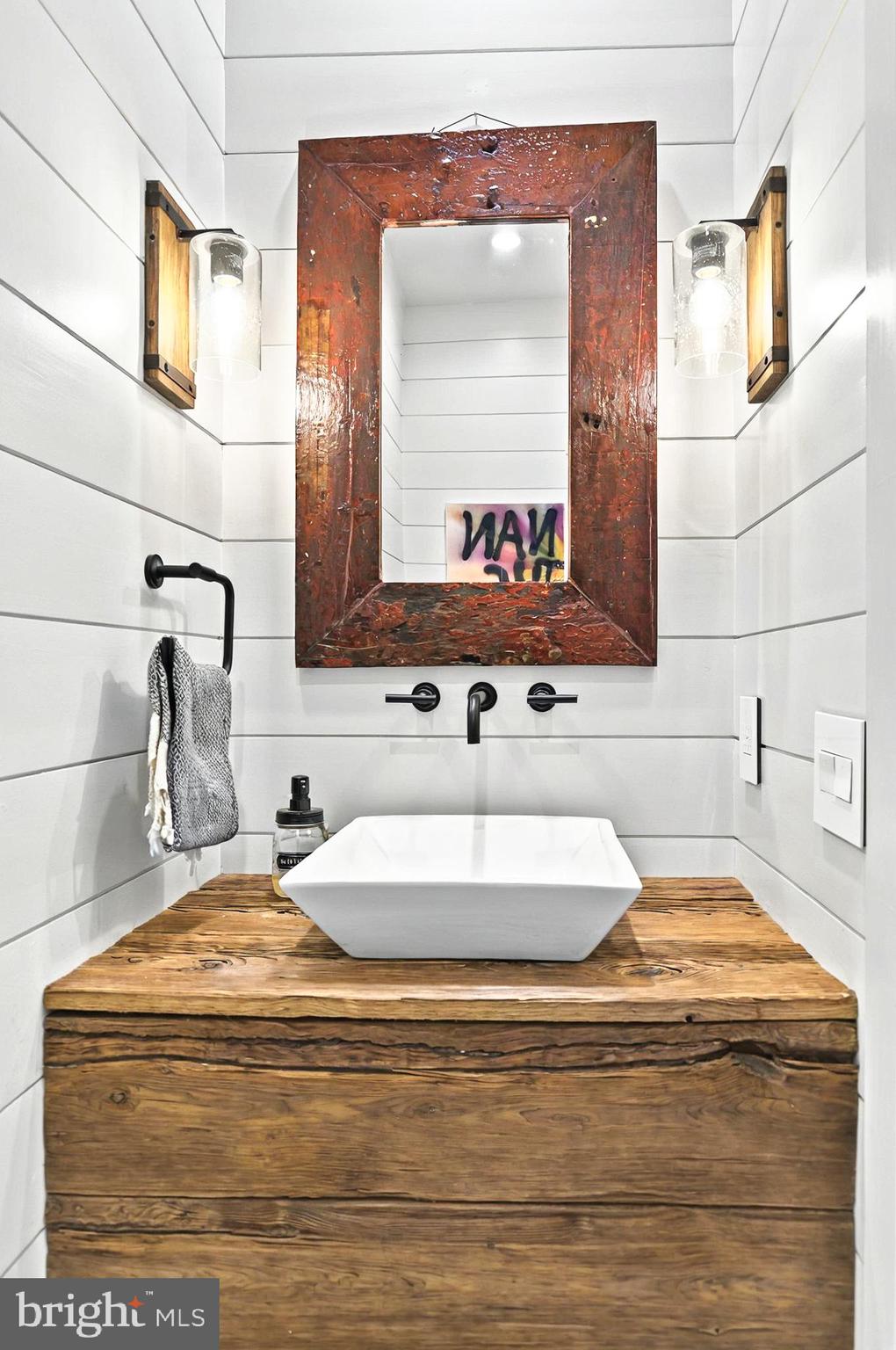 101 NORTH QUEEN - Residential