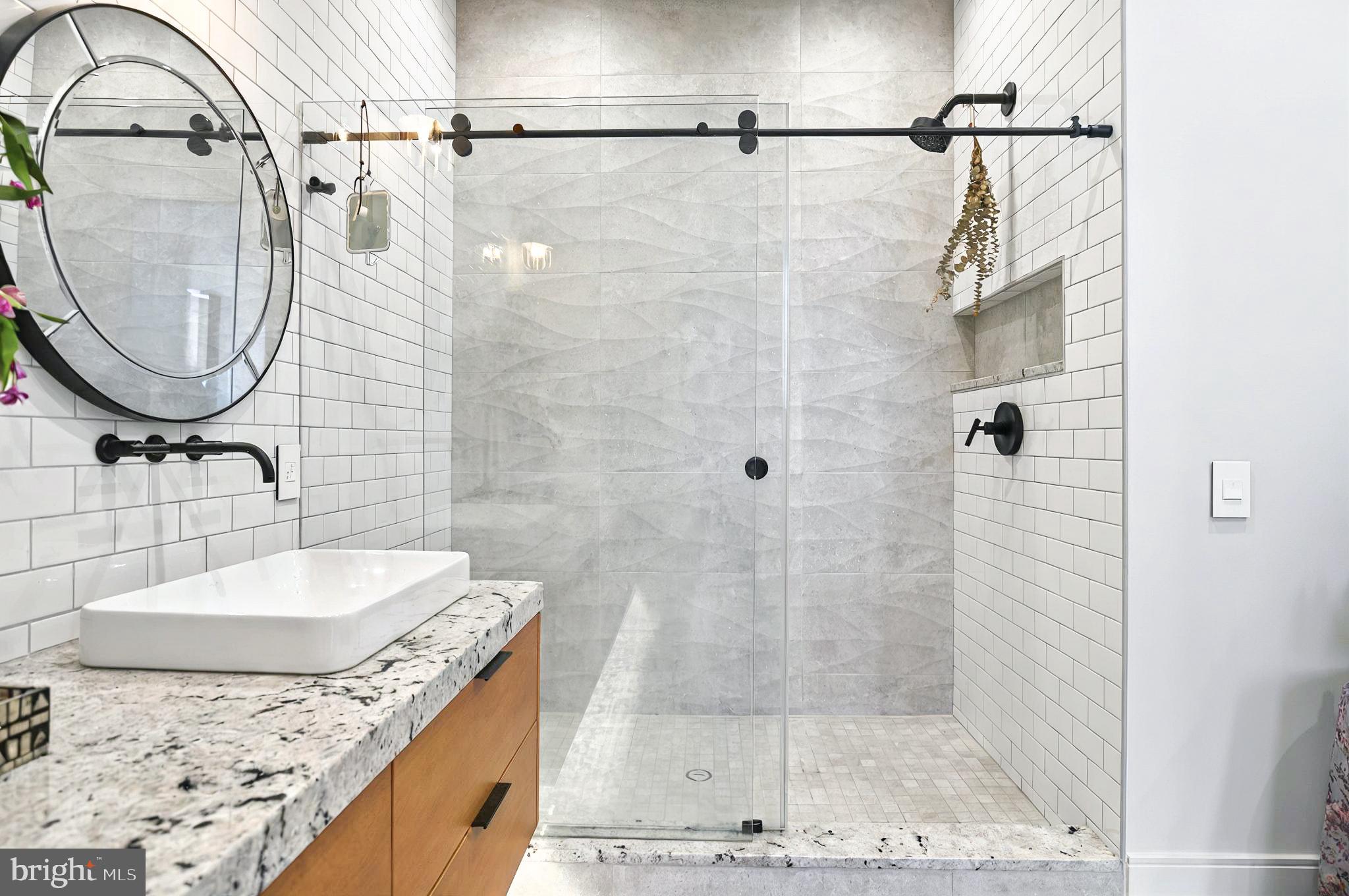 101 NORTH QUEEN - Residential