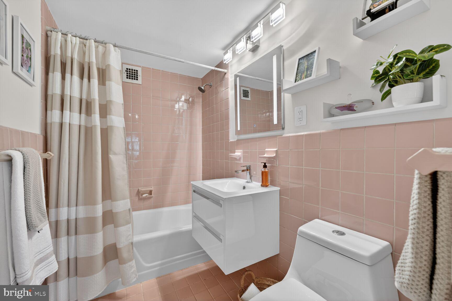 KENWOOD HOUSE - Residential