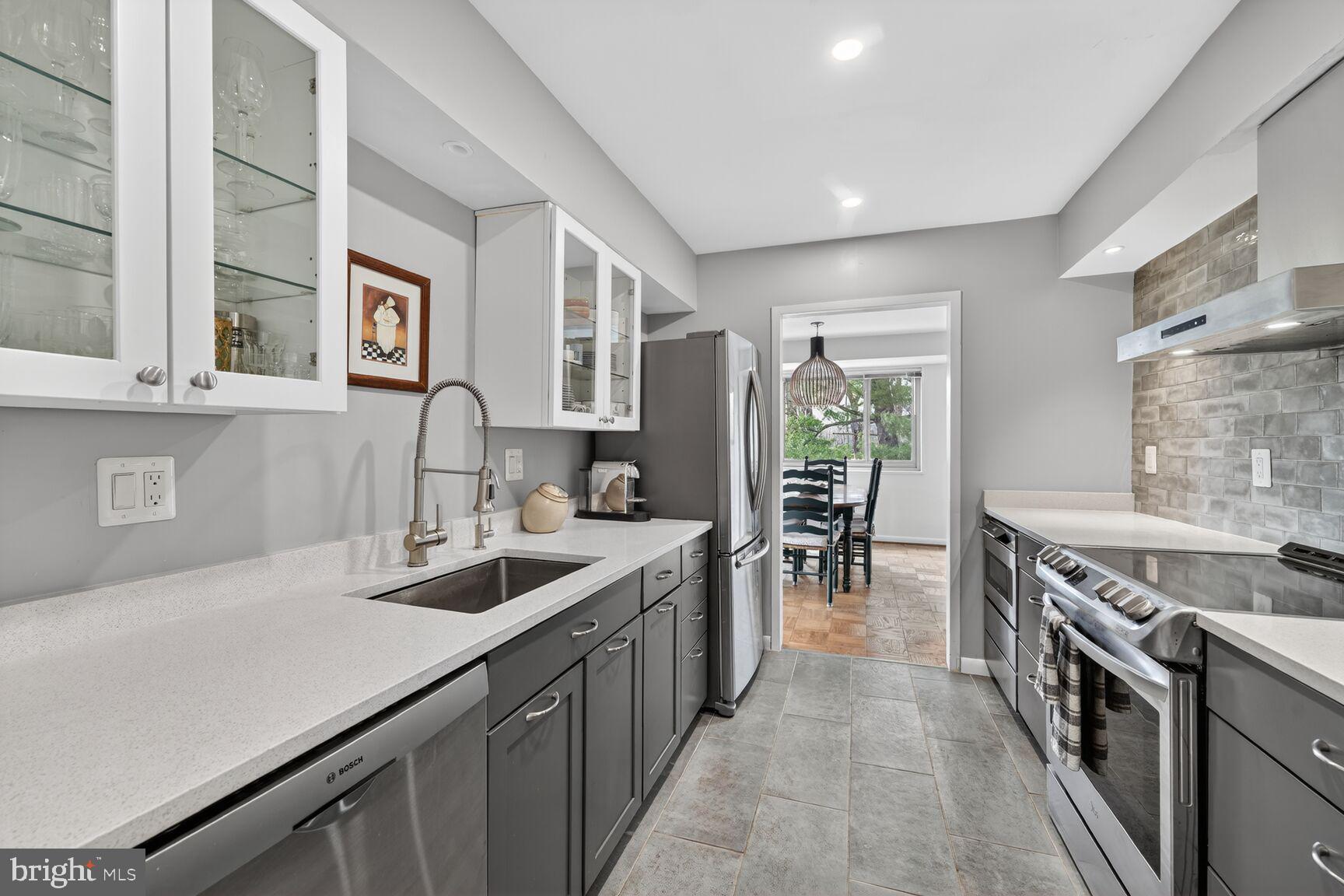 KENWOOD HOUSE - Residential