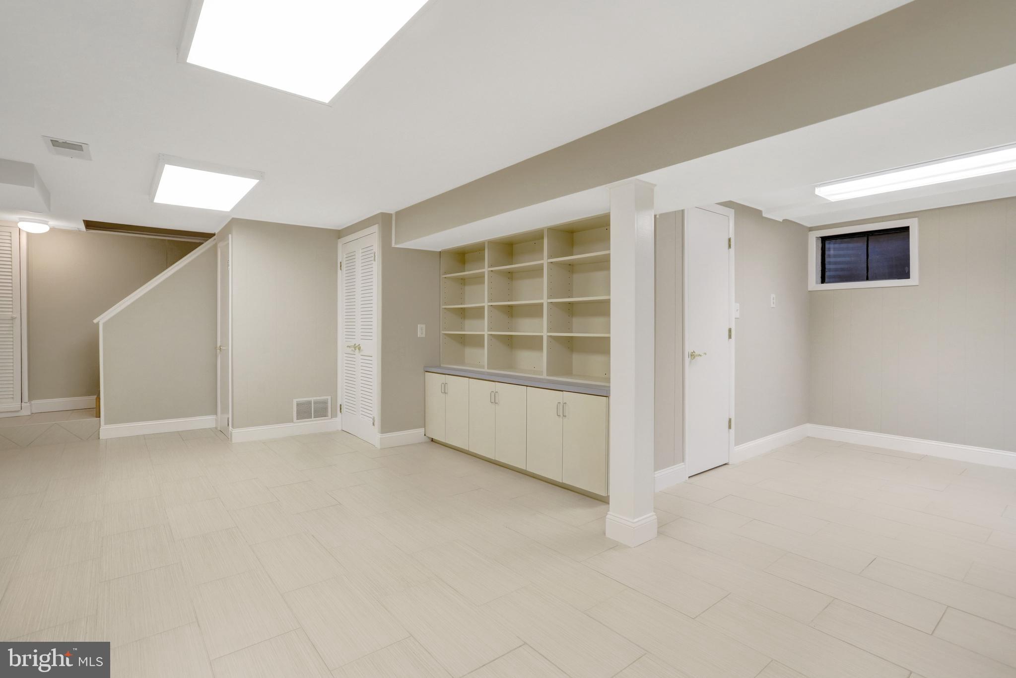 KINGS PARK - Residential