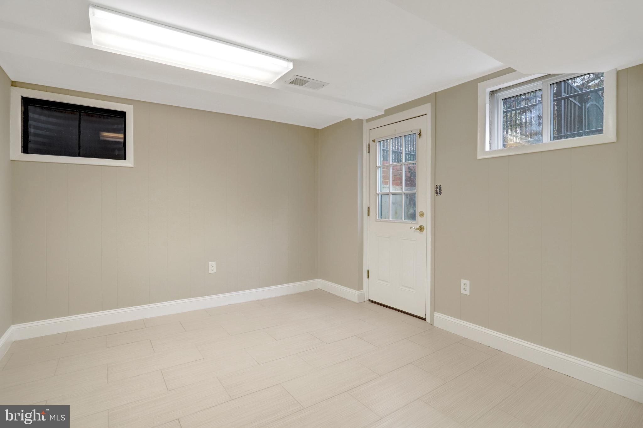 KINGS PARK - Residential