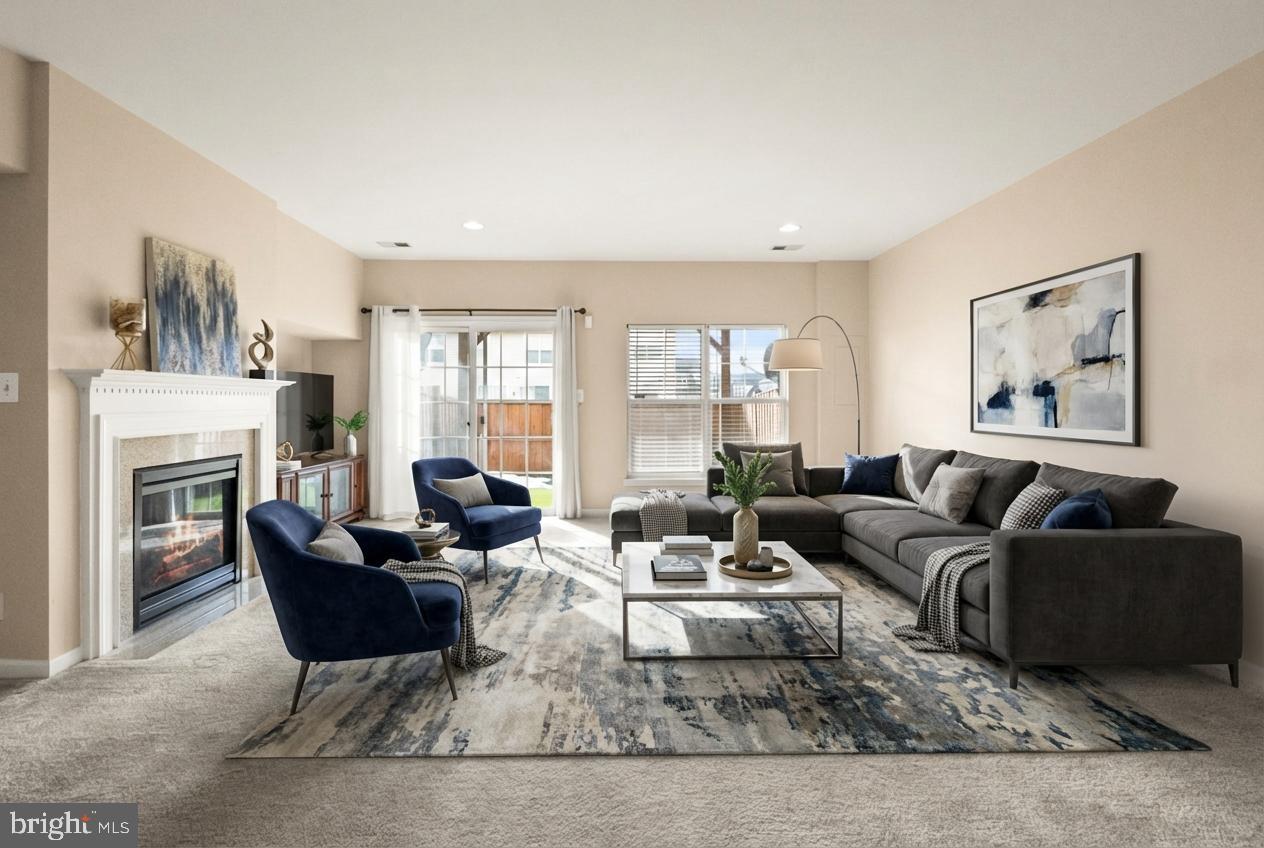 PEMBROOKE/VICTORY LAKES - Residential