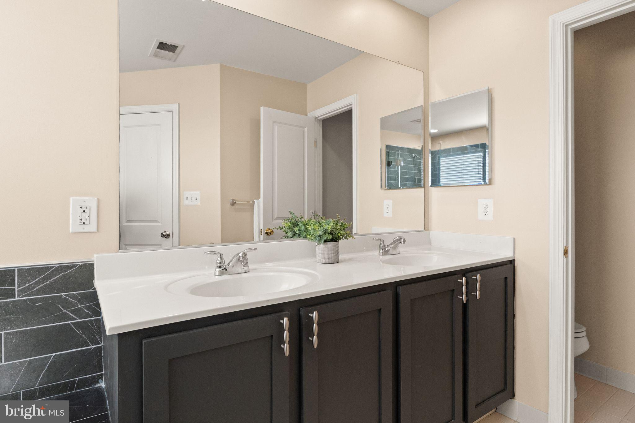 PEMBROOKE/VICTORY LAKES - Residential