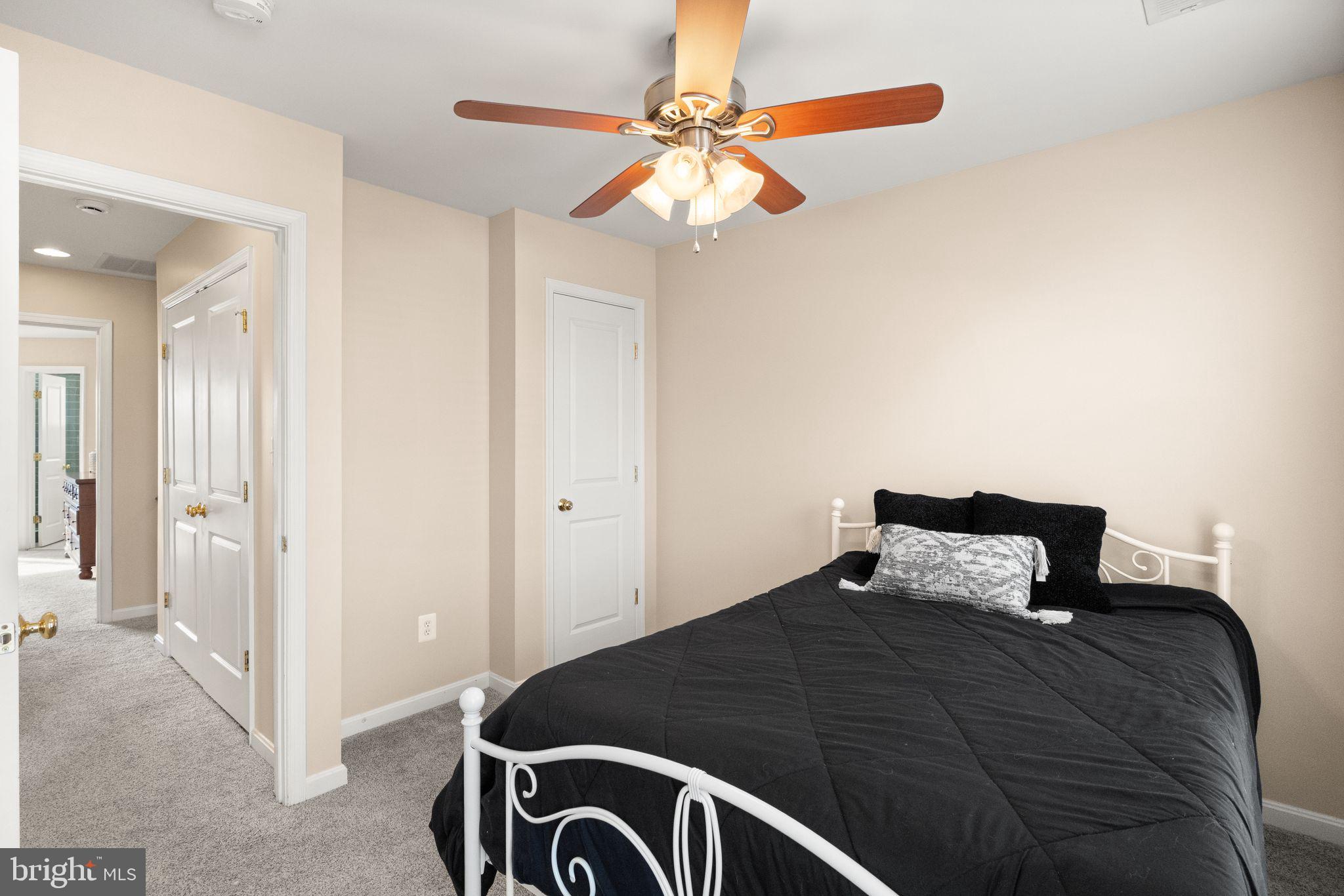 PEMBROOKE/VICTORY LAKES - Residential