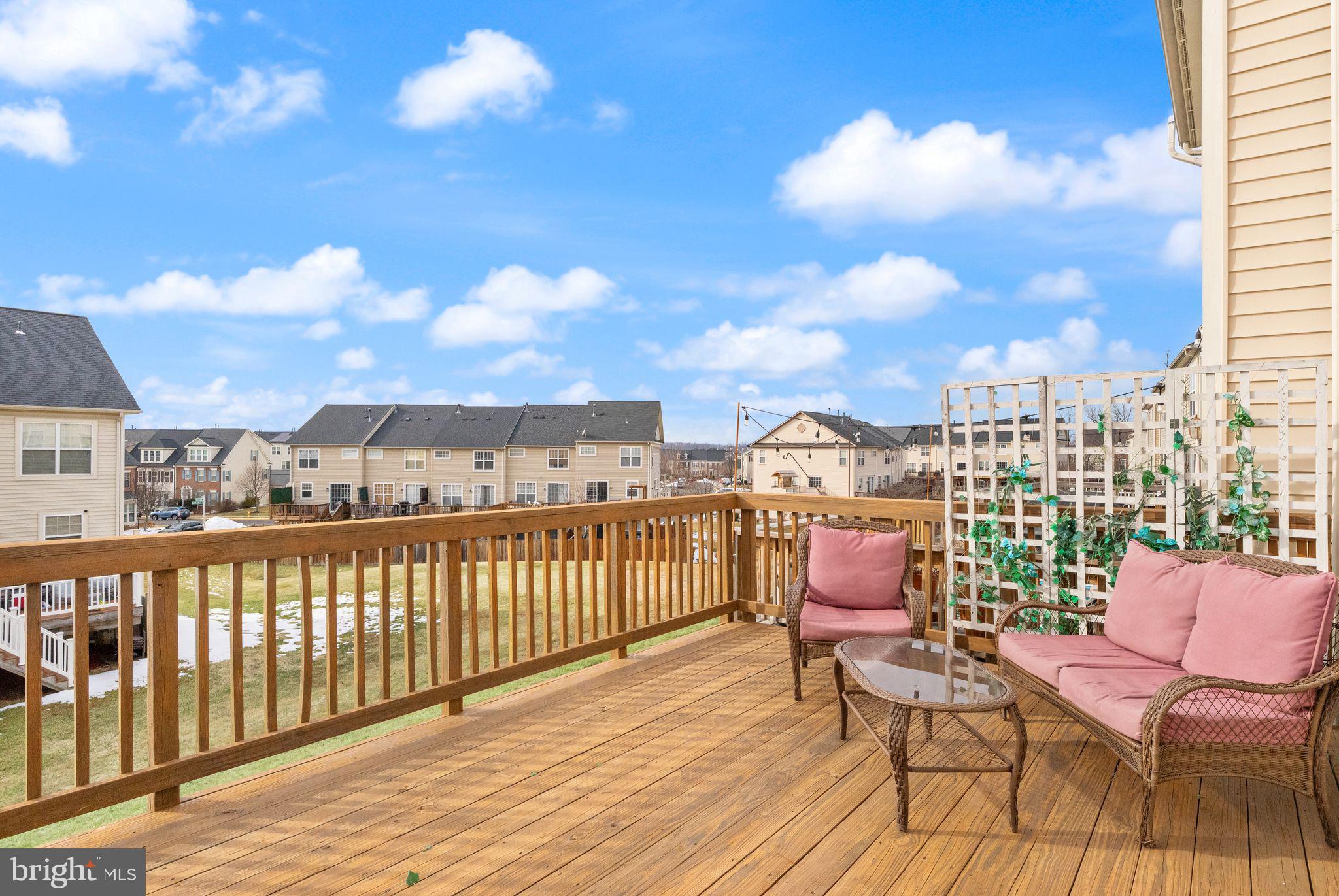 PEMBROOKE/VICTORY LAKES - Residential