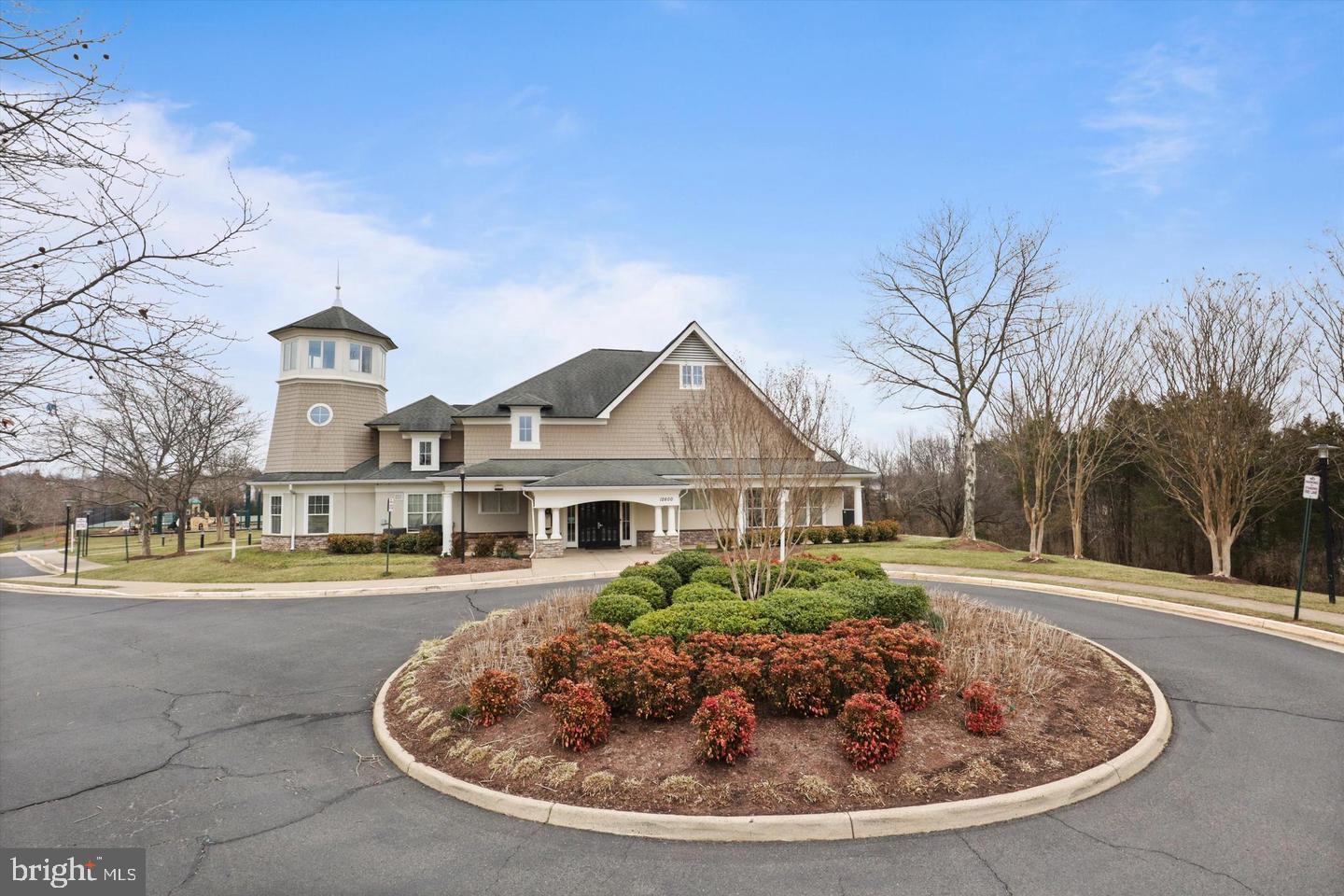 PEMBROOKE/VICTORY LAKES - Residential