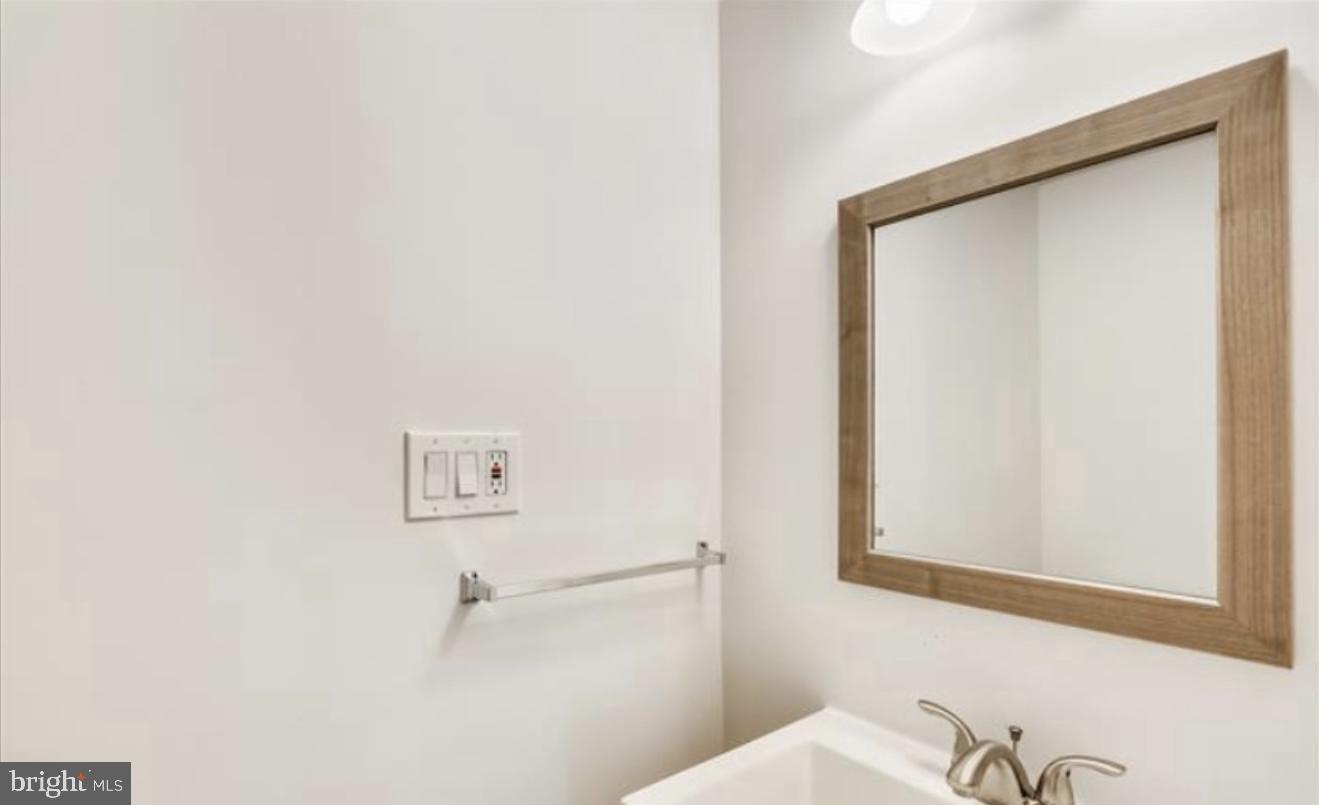 OVERLEA - Residential Lease