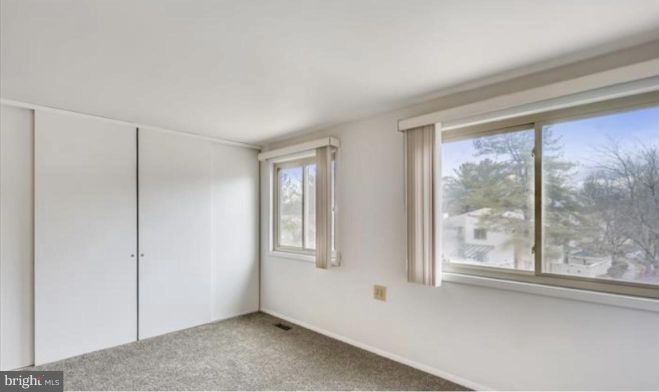 OVERLEA - Residential Lease