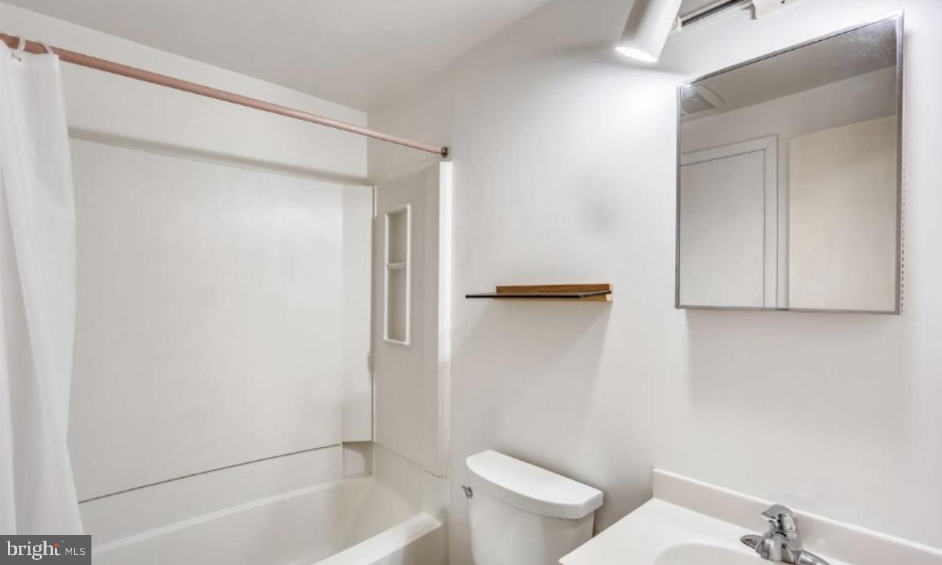 OVERLEA - Residential Lease