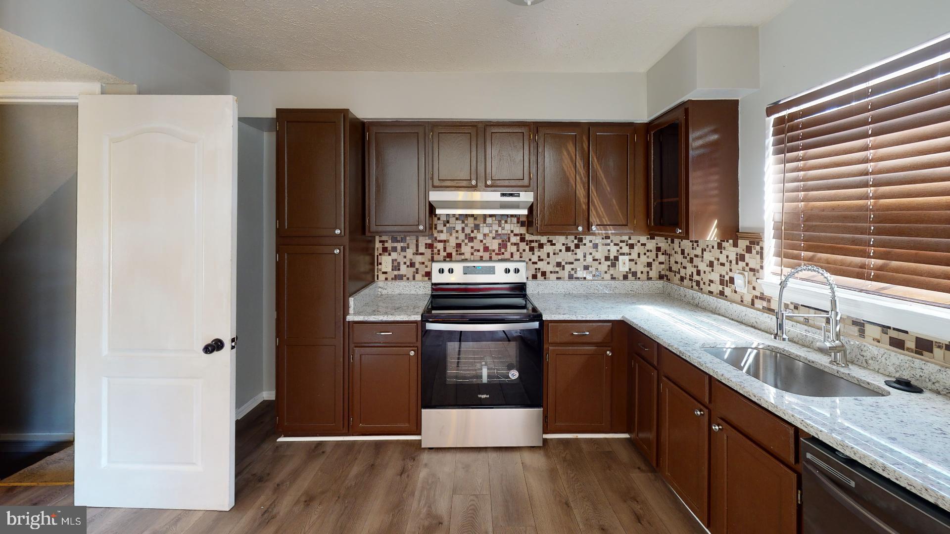 PARKVIEW TRAIL - Residential