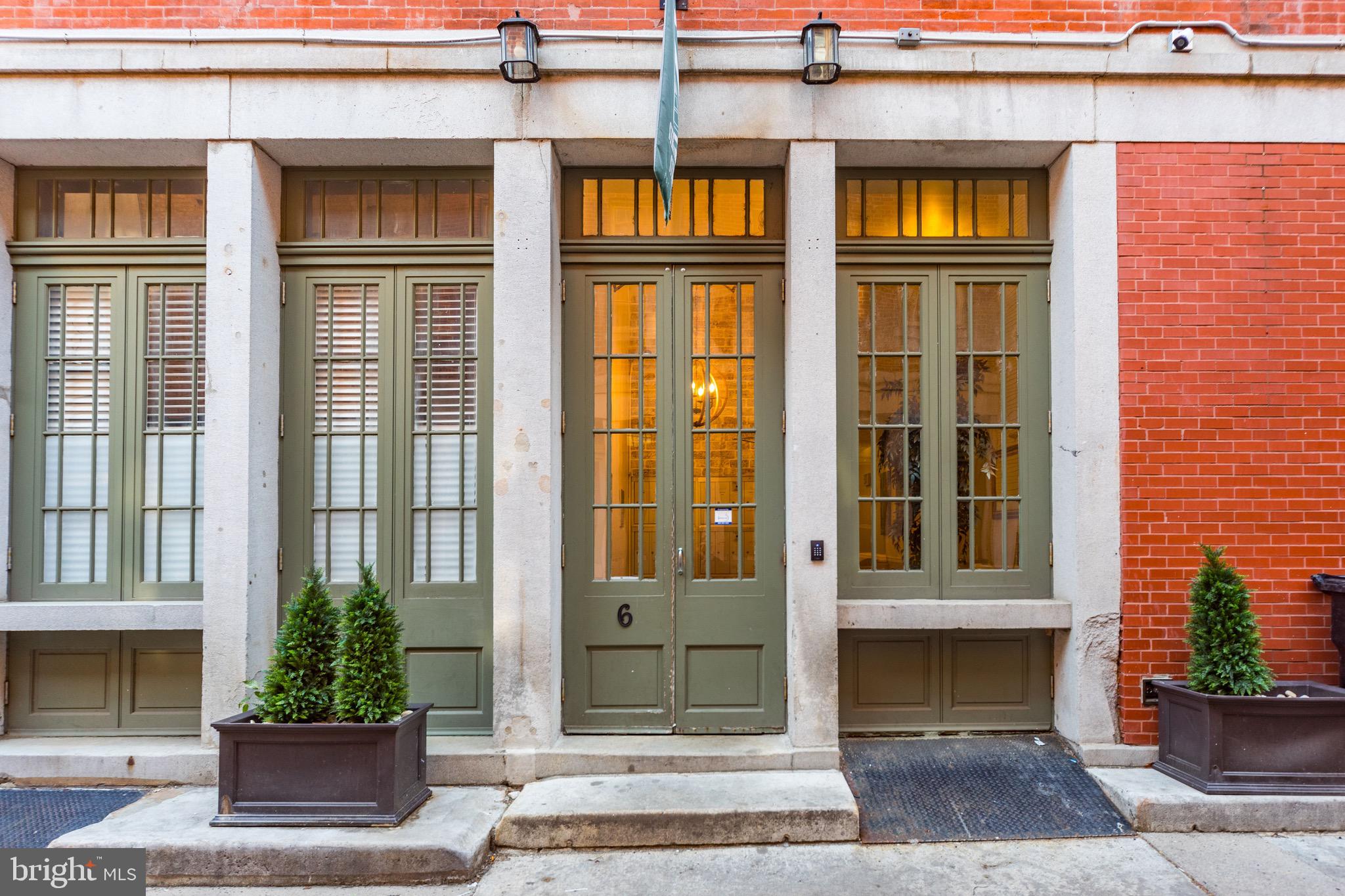 6-10 S STRAWBERRY STREET 13