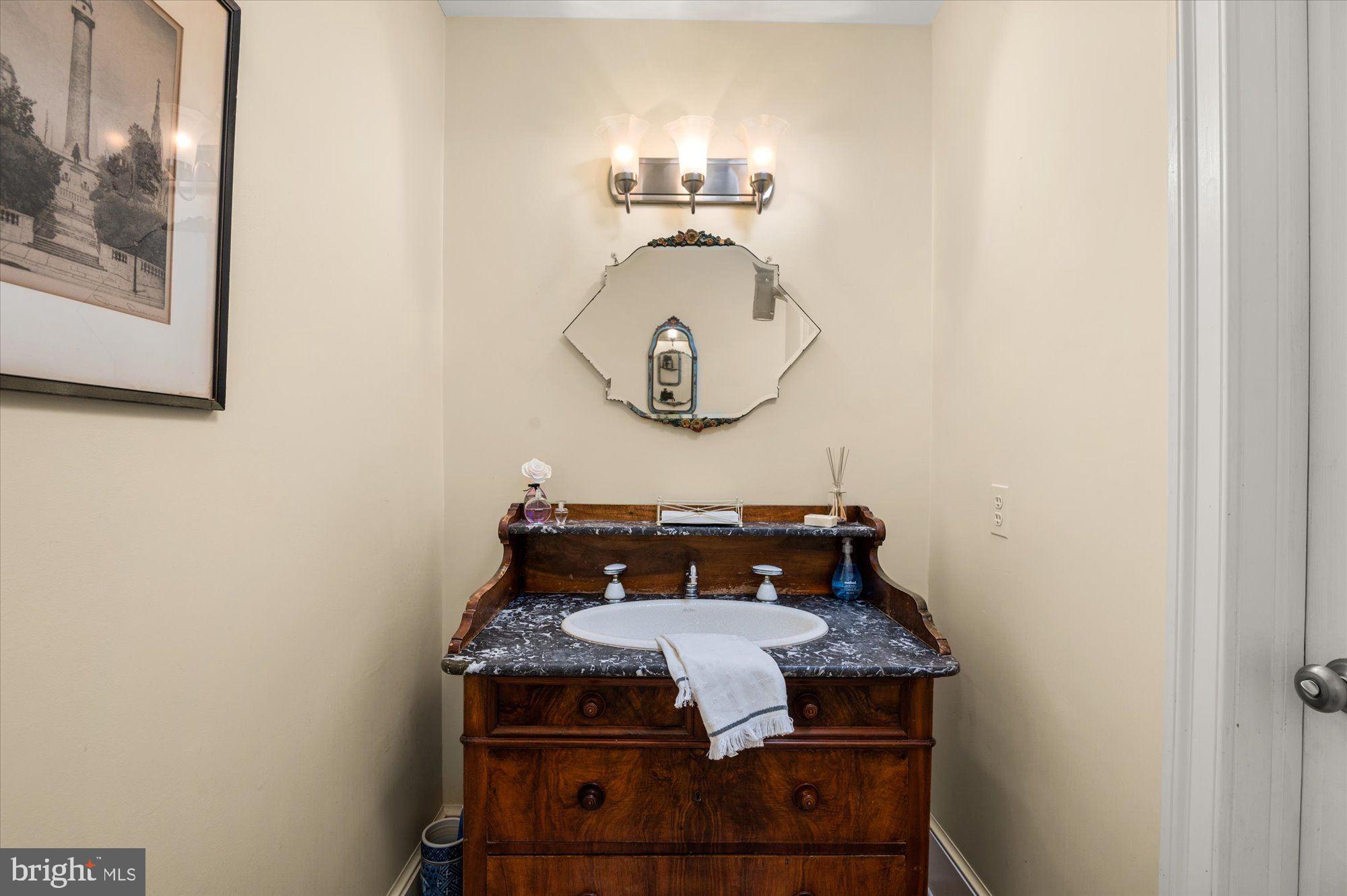 RIVER FALLS - Residential