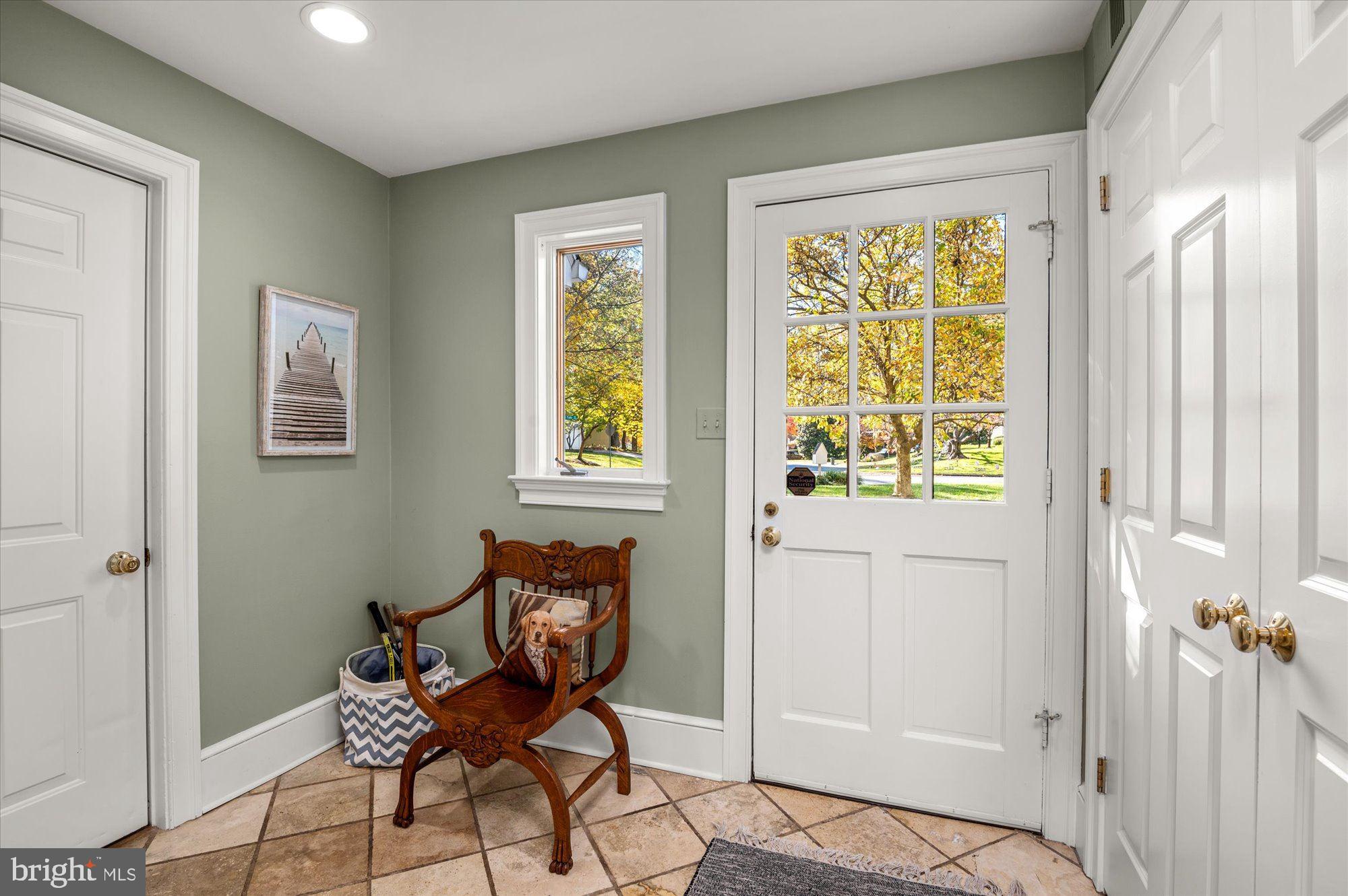 RIVER FALLS - Residential