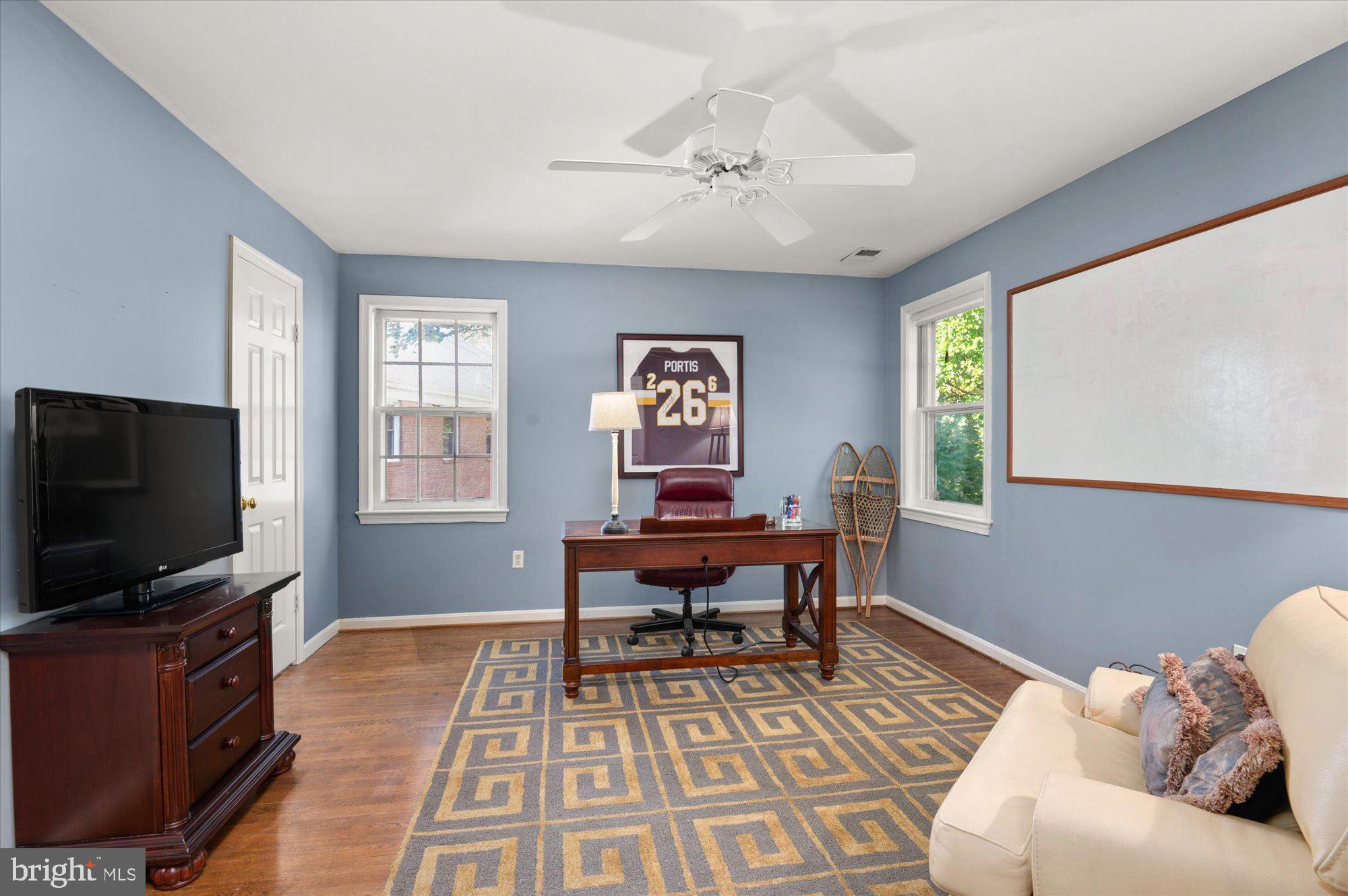 RIVER FALLS - Residential