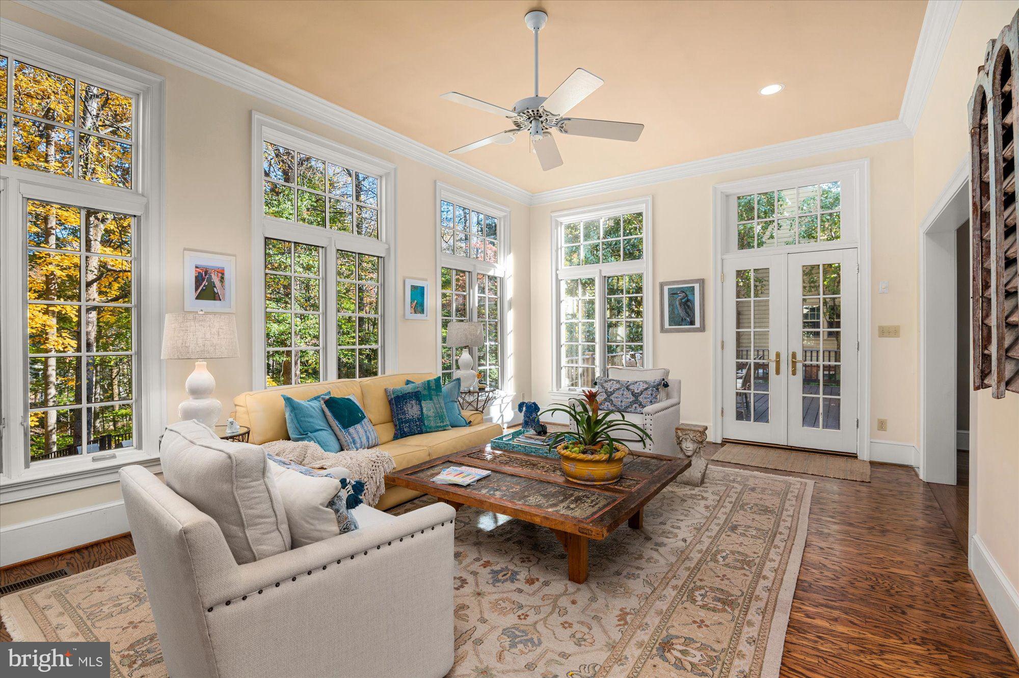 RIVER FALLS - Residential