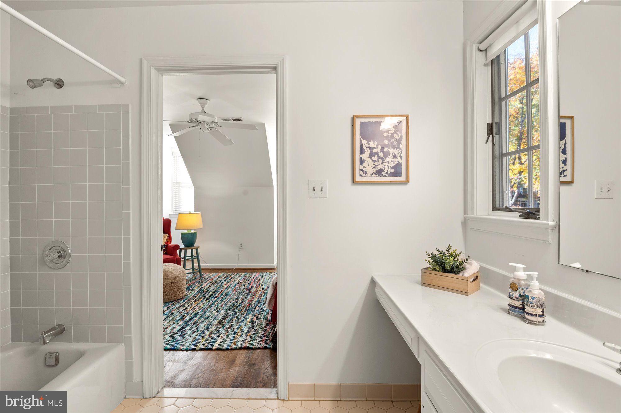 RIVER FALLS - Residential