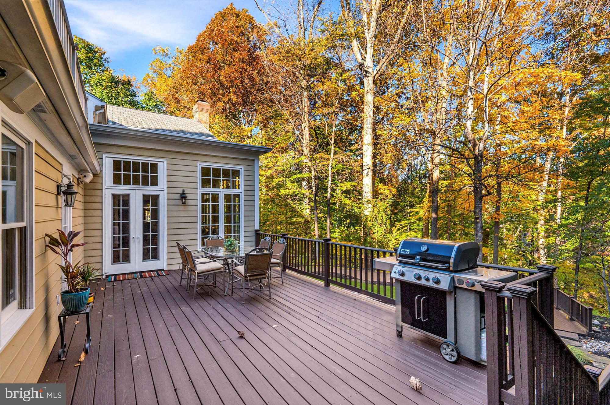 RIVER FALLS - Residential