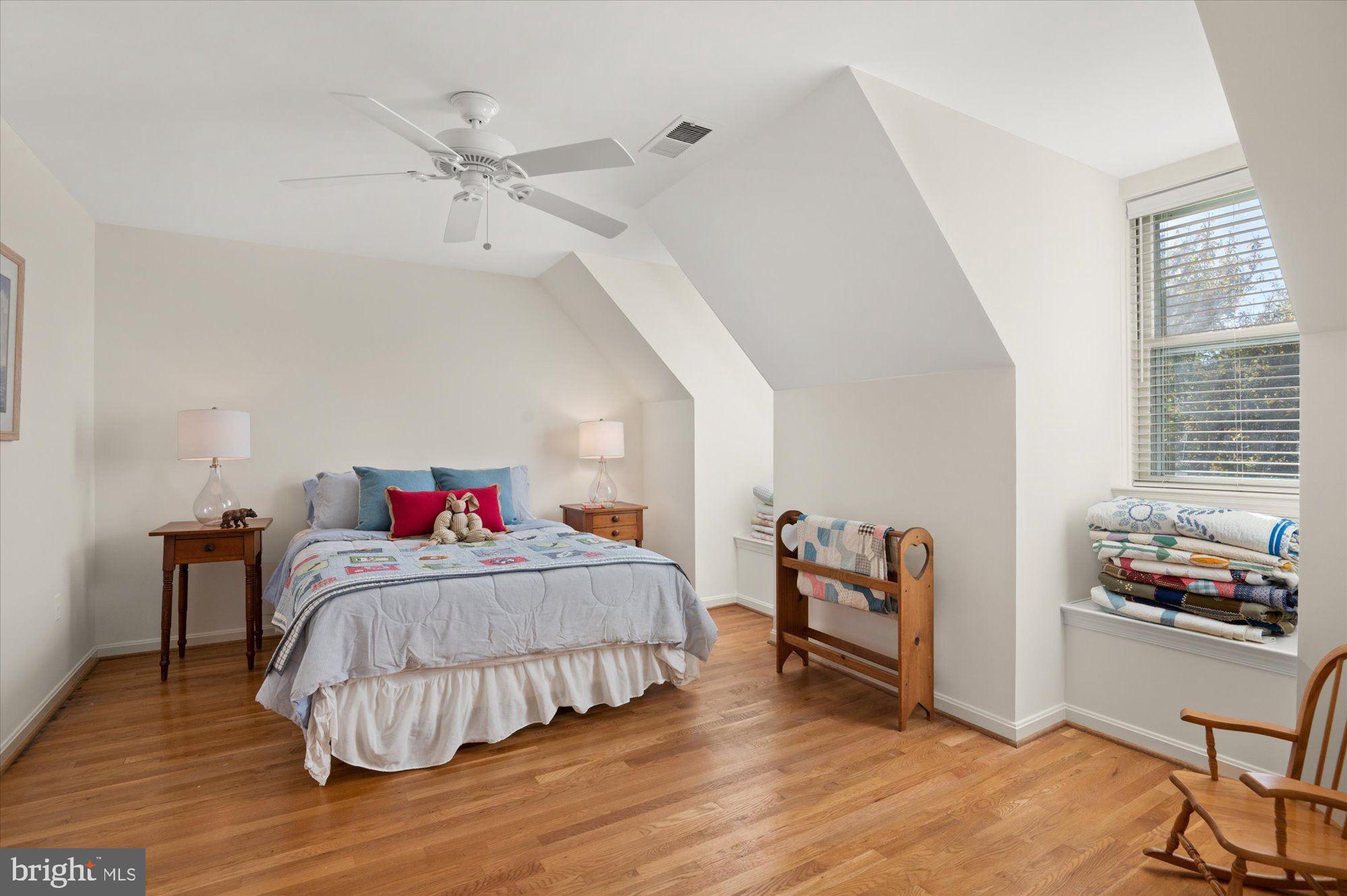 RIVER FALLS - Residential