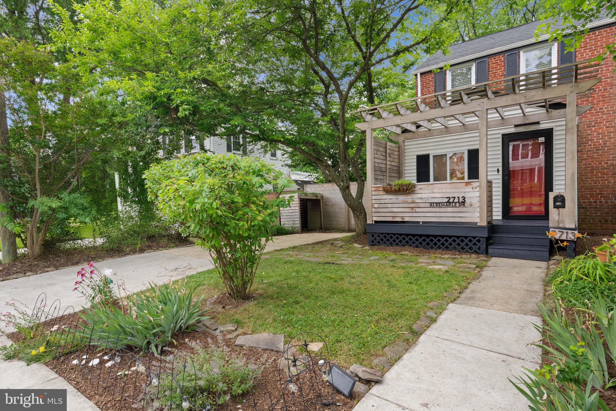 2713 ALBEMARLE DRIVE