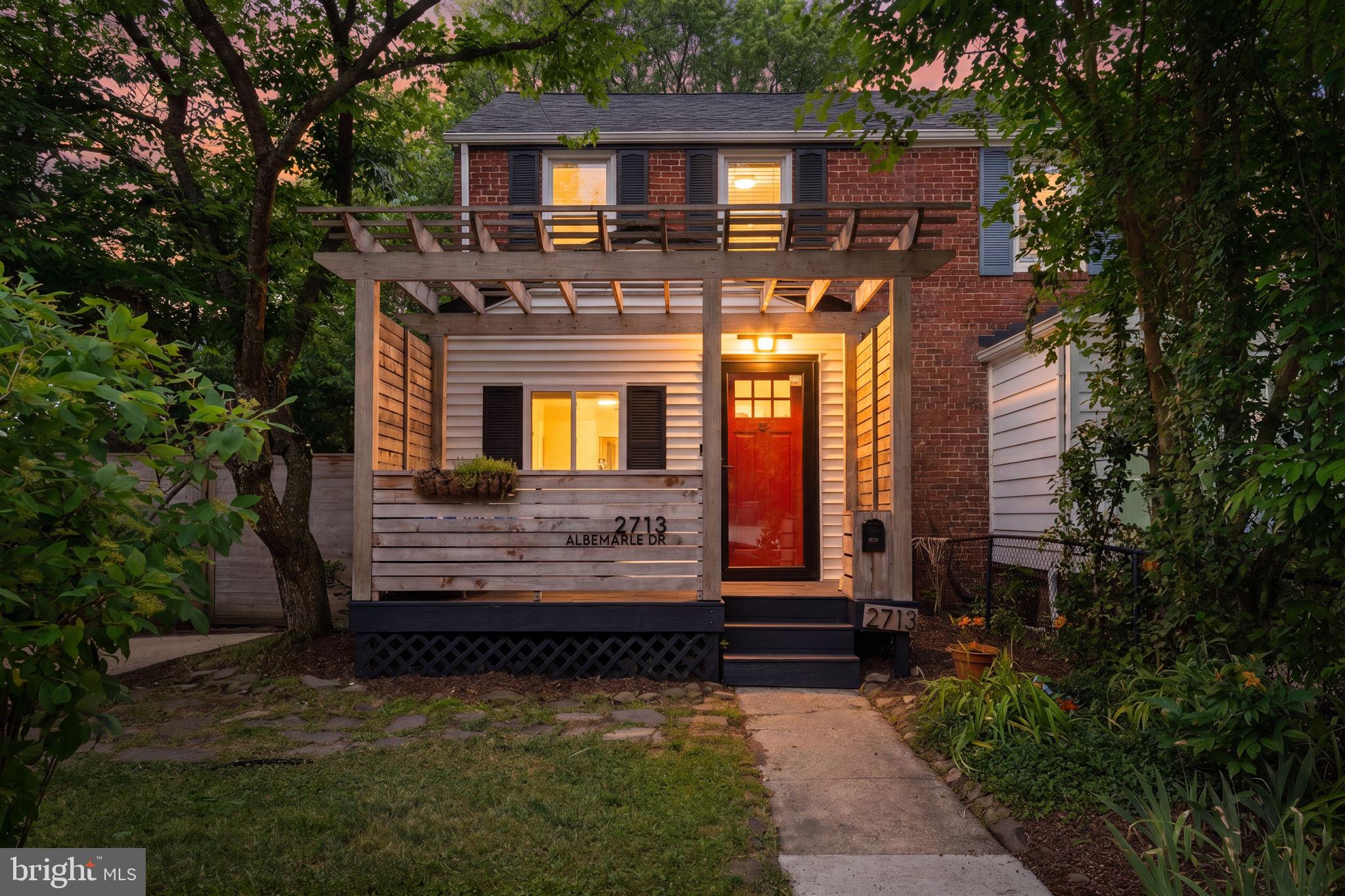 2713 ALBEMARLE DRIVE