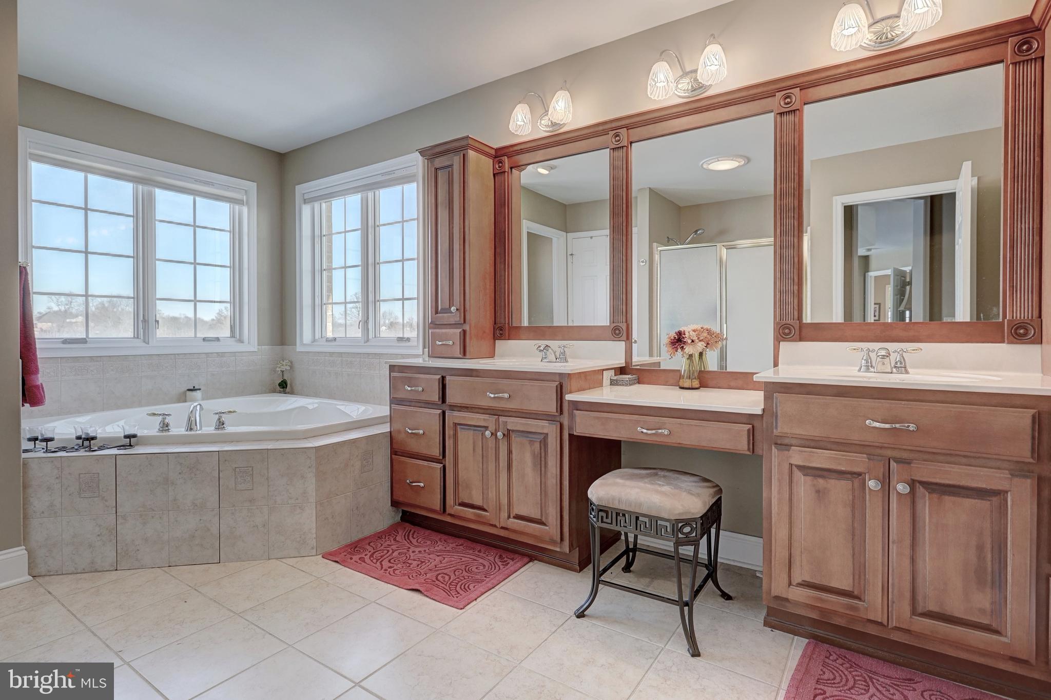 NEW BRITTANY - Residential