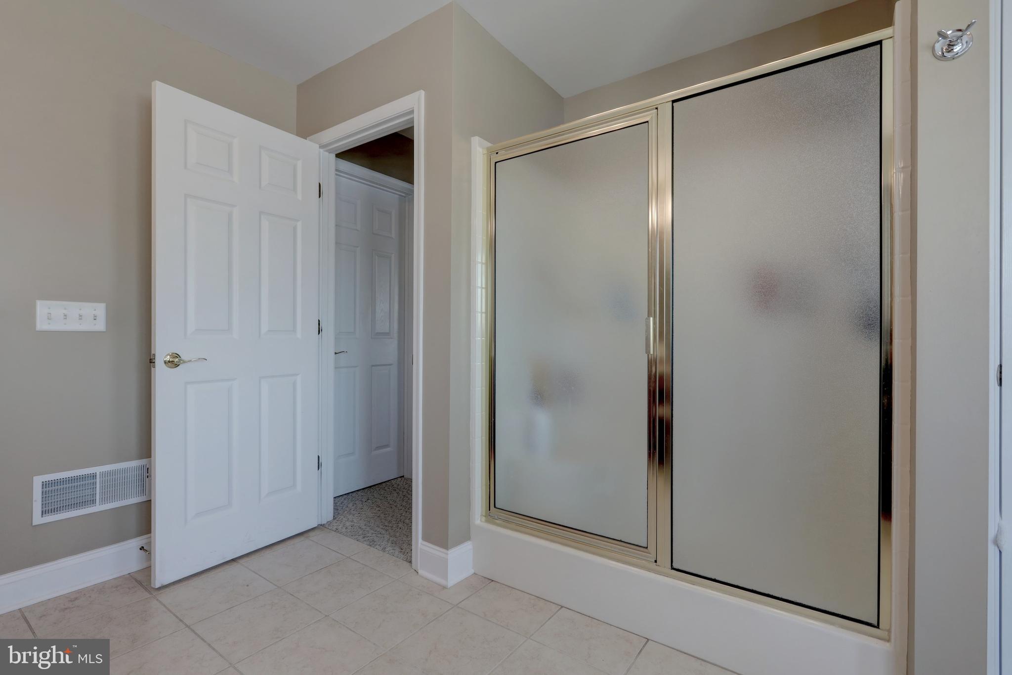 NEW BRITTANY - Residential