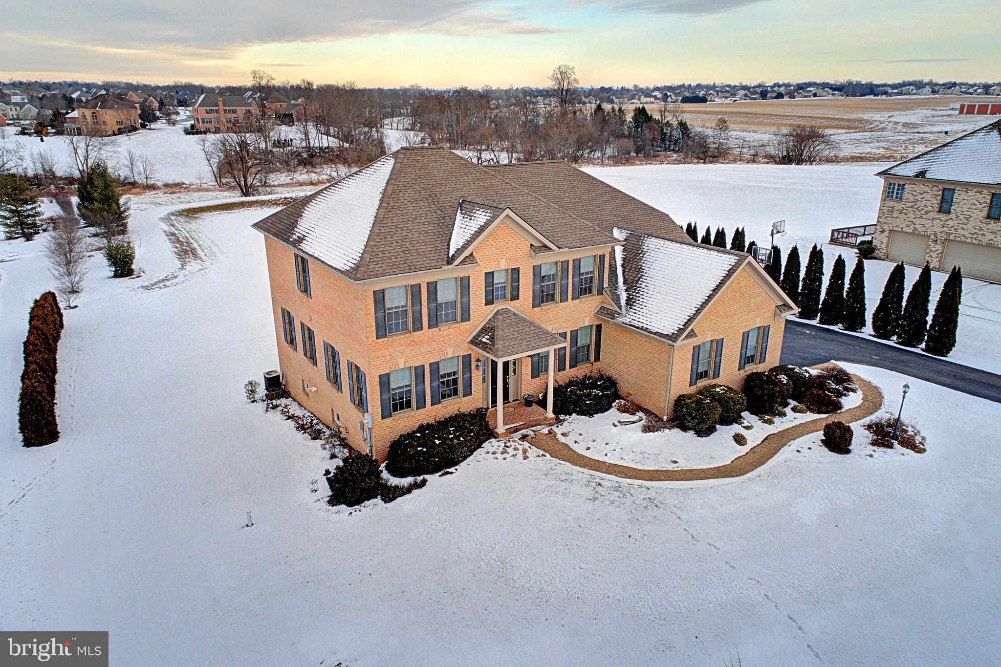 NEW BRITTANY - Residential