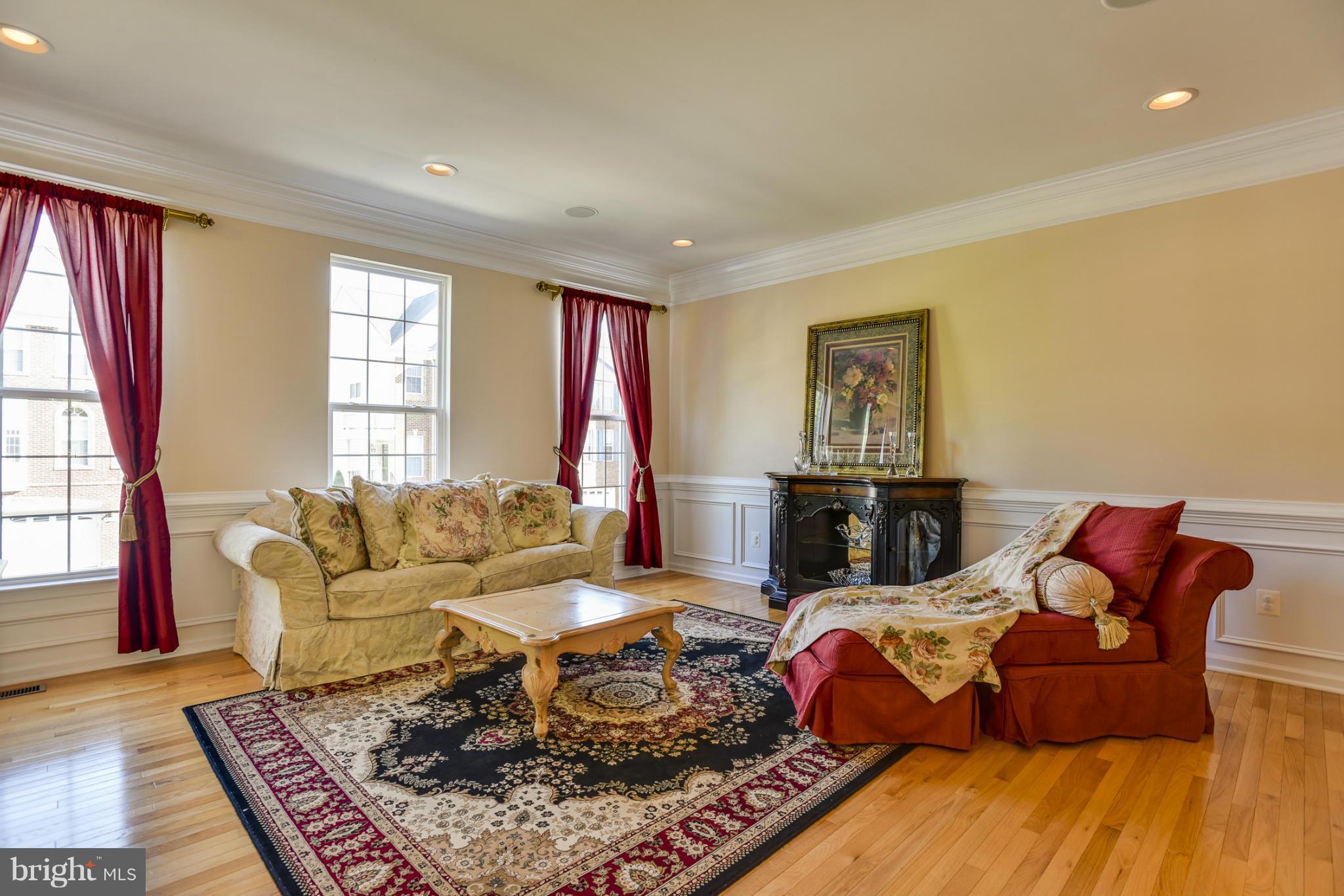 BELMONT COUNTRY CLUB - Residential Lease